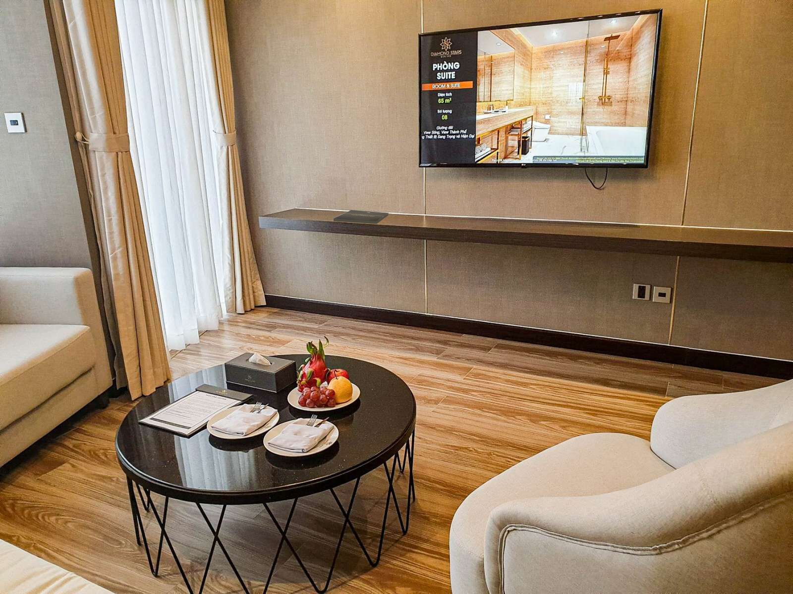 Diamond Stars Ben Tre Hotel