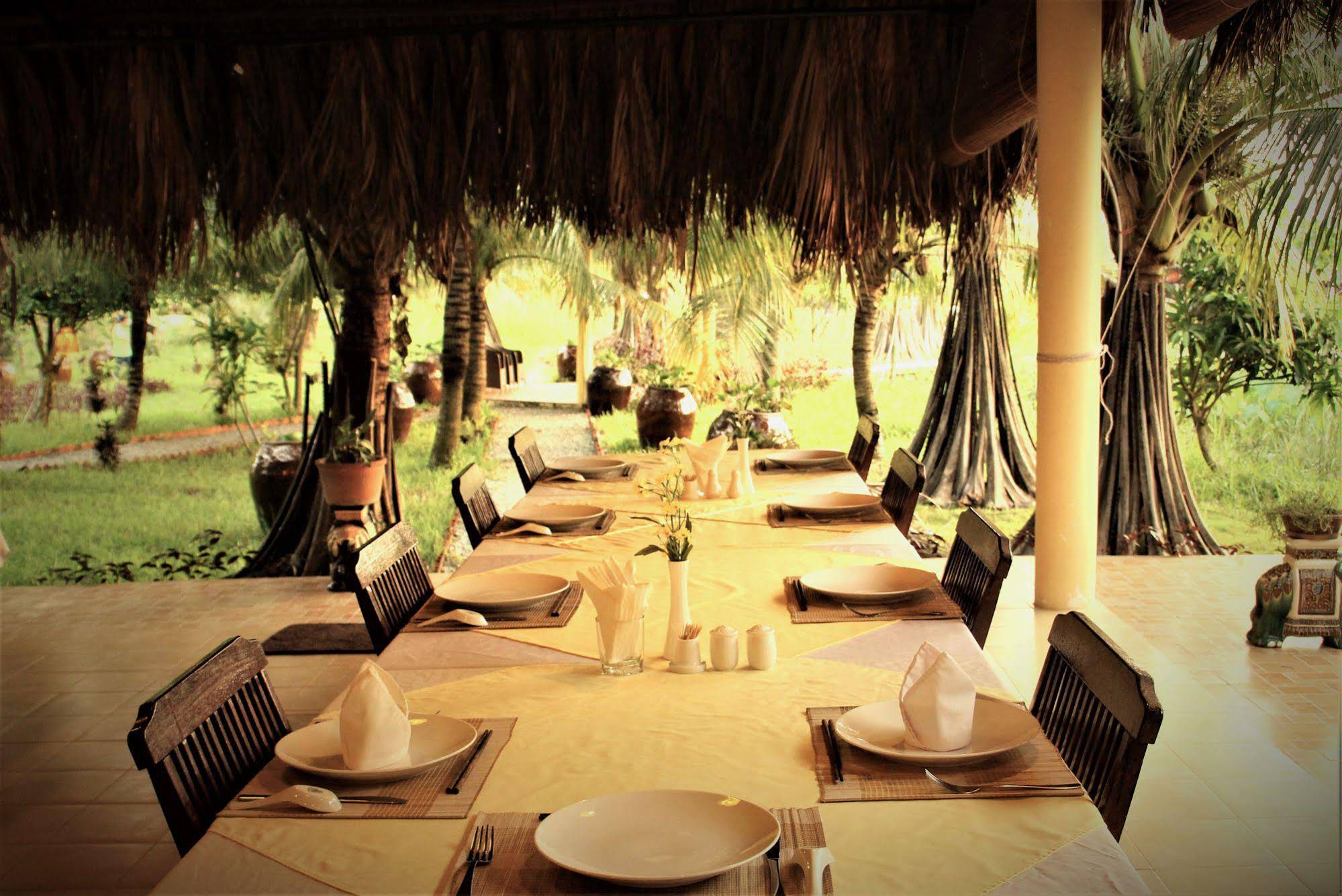 Mango Home Riverside