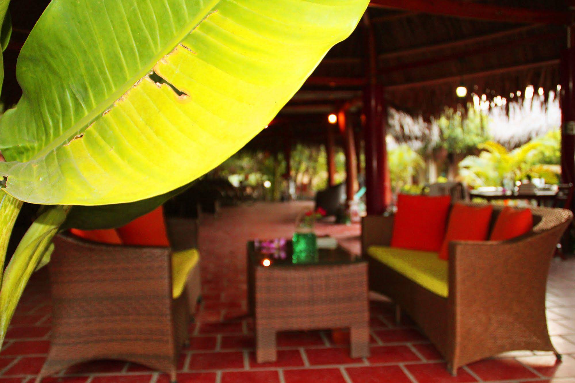 Mango Home Riverside