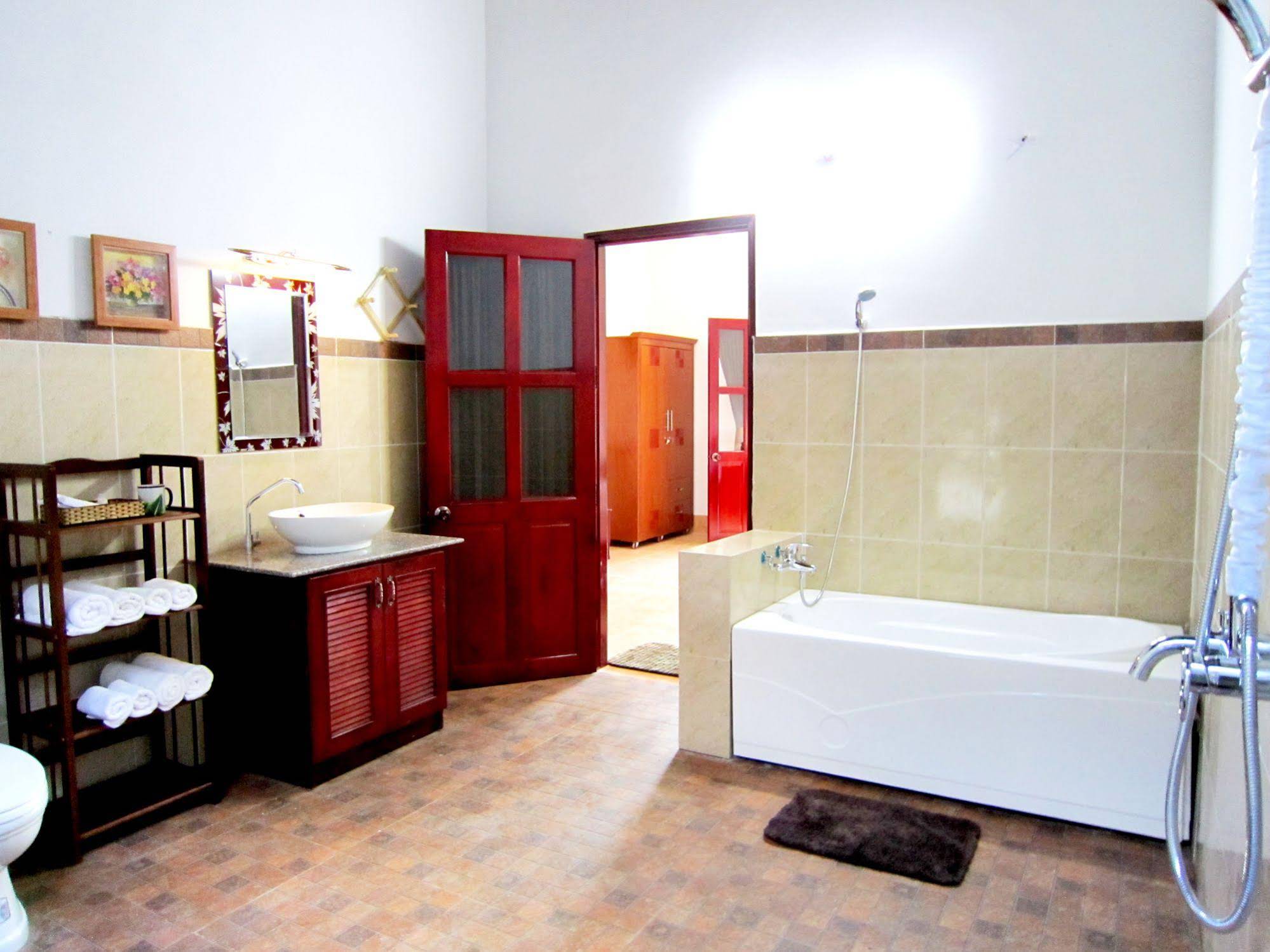 Mango Home Riverside