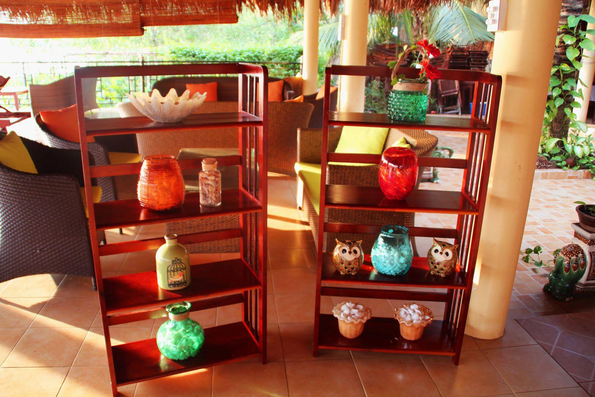 Mango Home Riverside