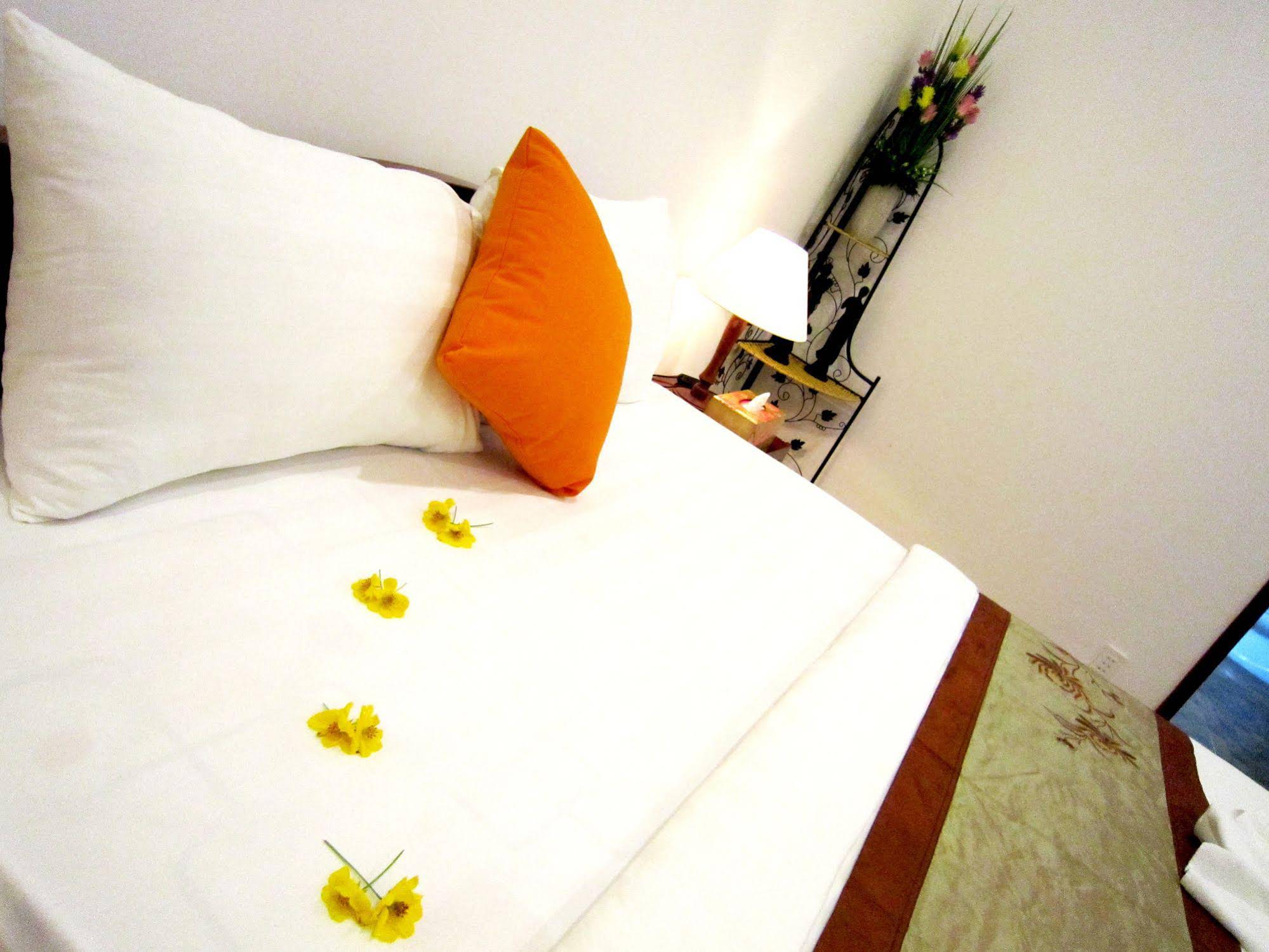 Mango Home Riverside