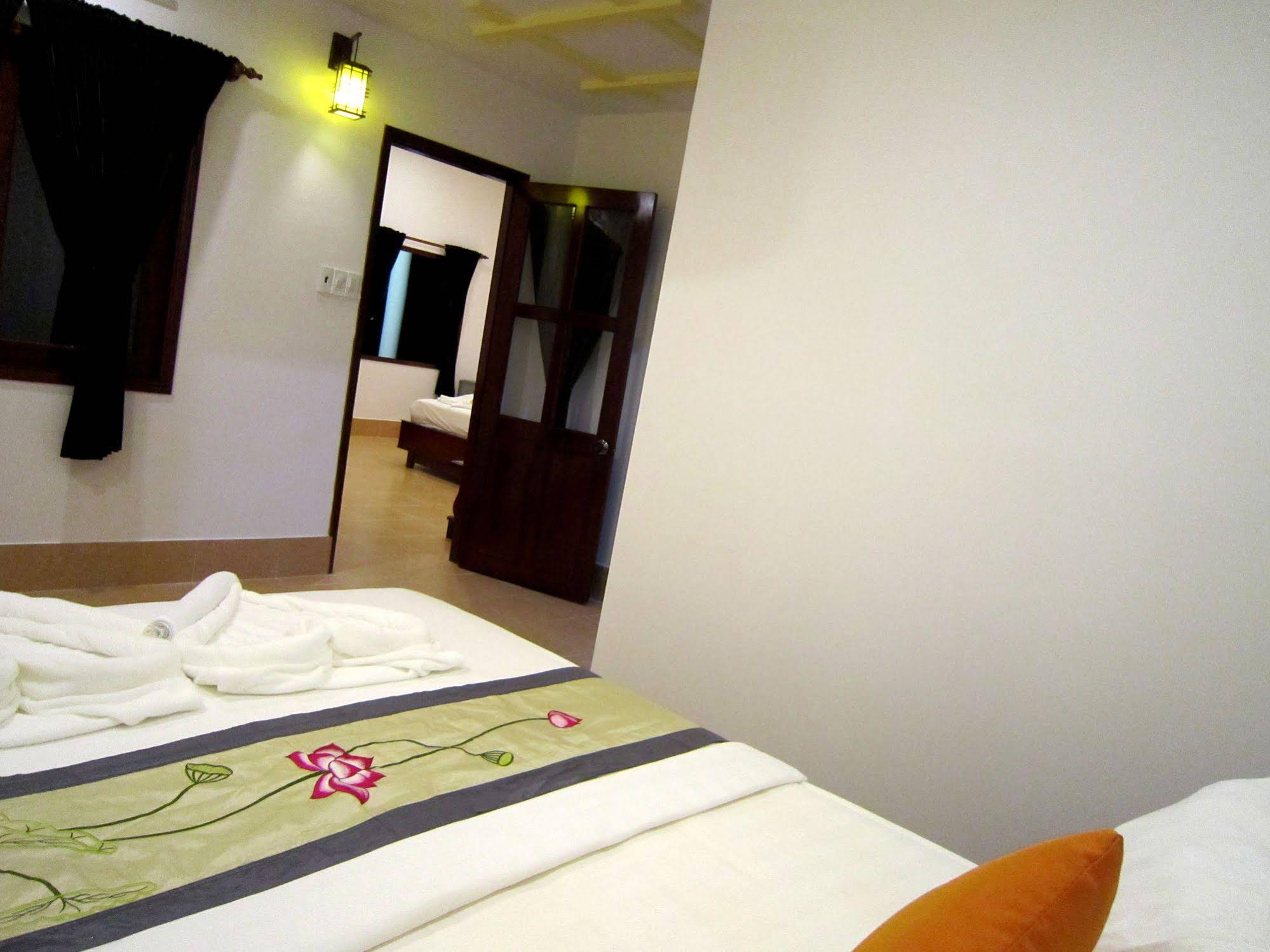 Mango Home Riverside