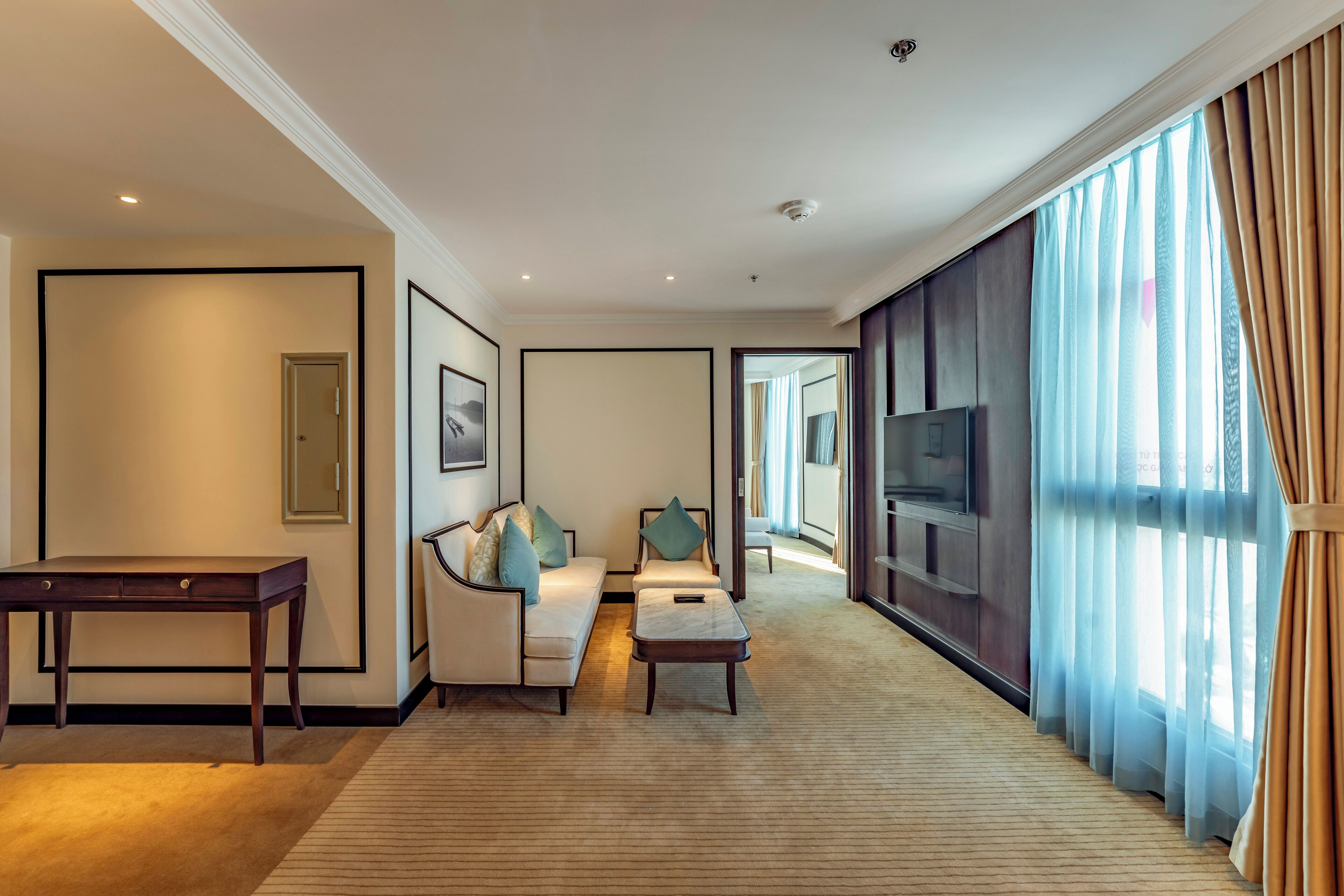 Charmant Suites A Boutique Hotel Can Tho