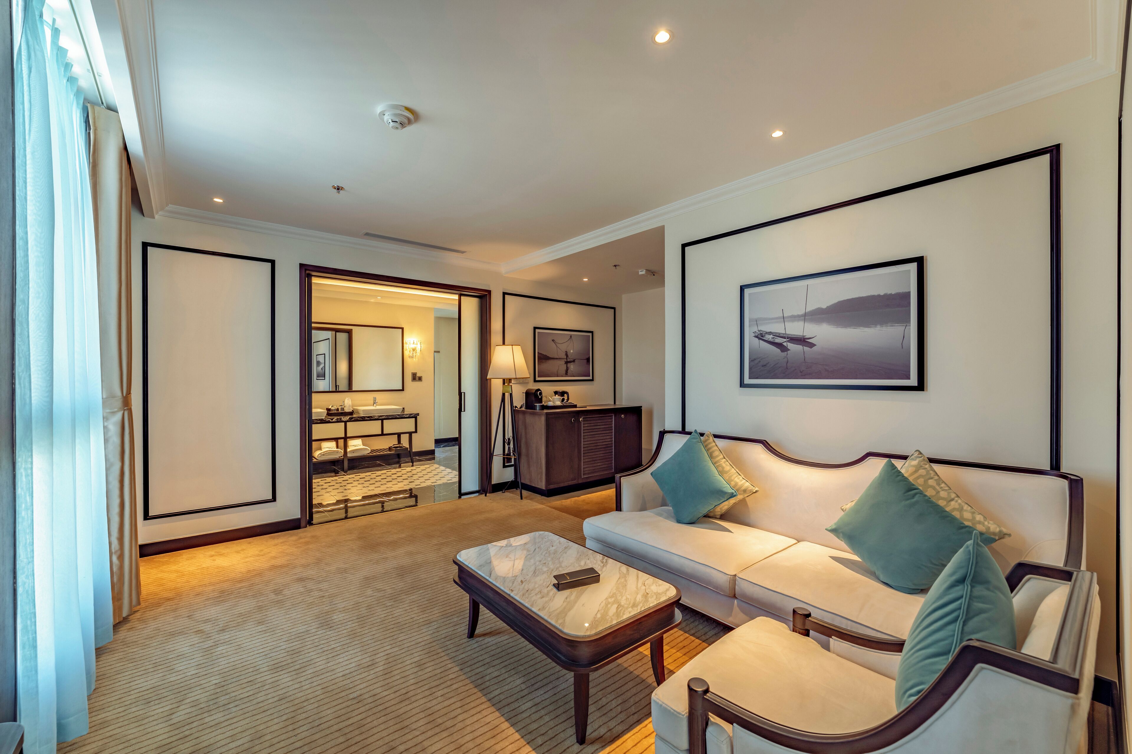 Charmant Suites A Boutique Hotel Can Tho