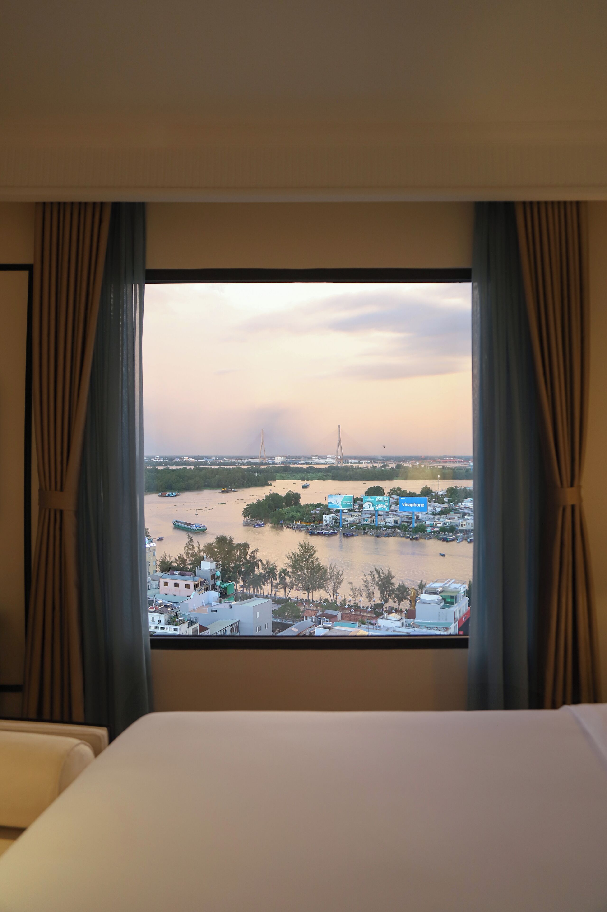 Charmant Suites A Boutique Hotel Can Tho