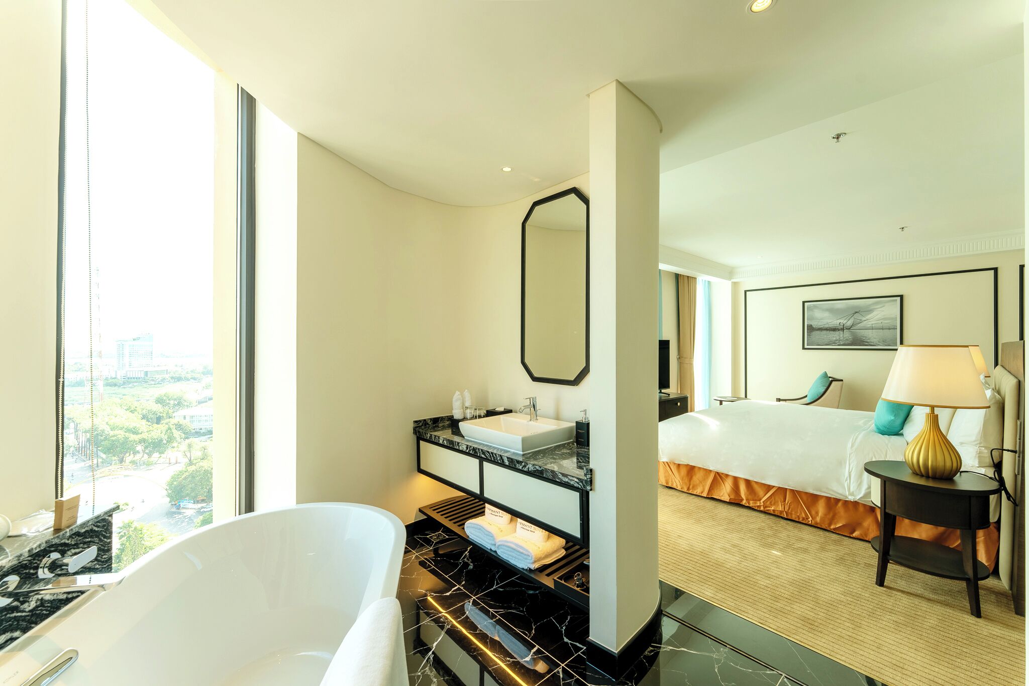 Charmant Suites A Boutique Hotel Can Tho