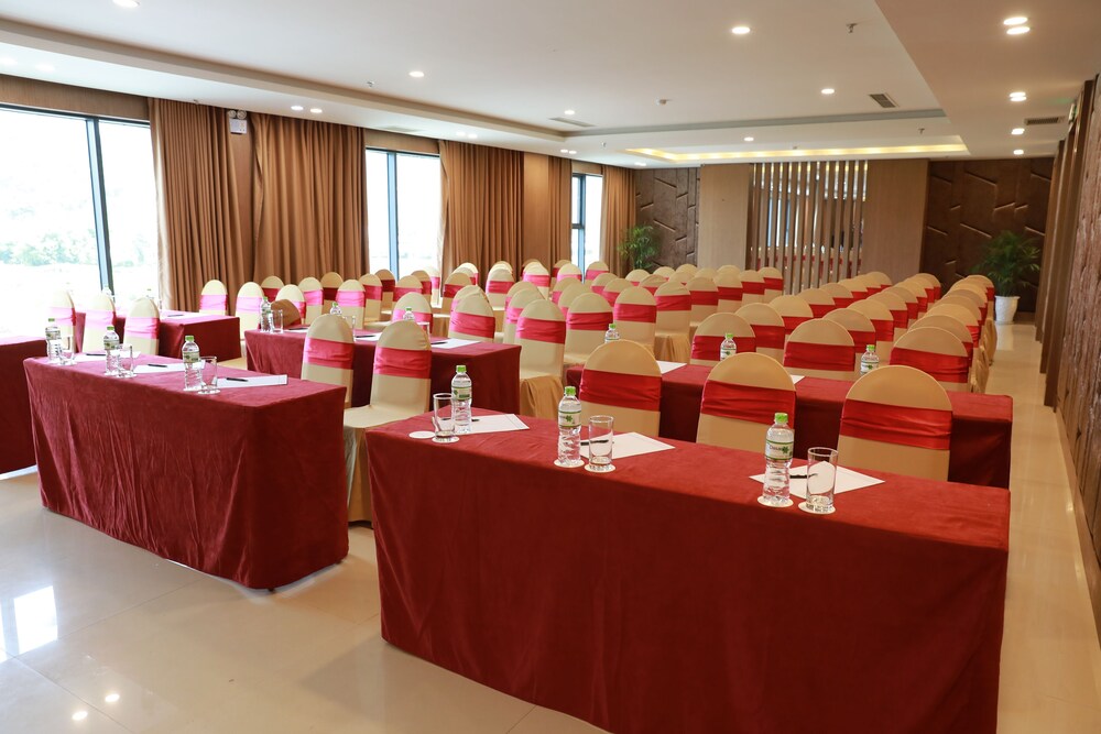 Muong Thanh Grand Con Cuong