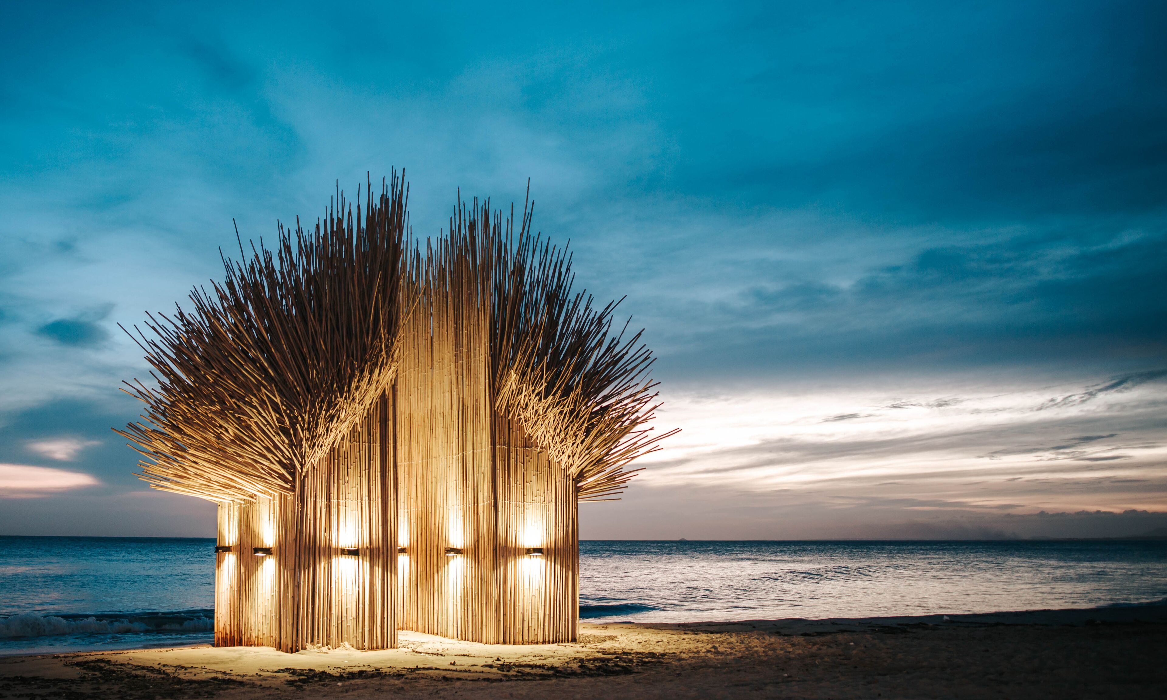 Hola Beach - Beach Club & Eco Glamping Resort