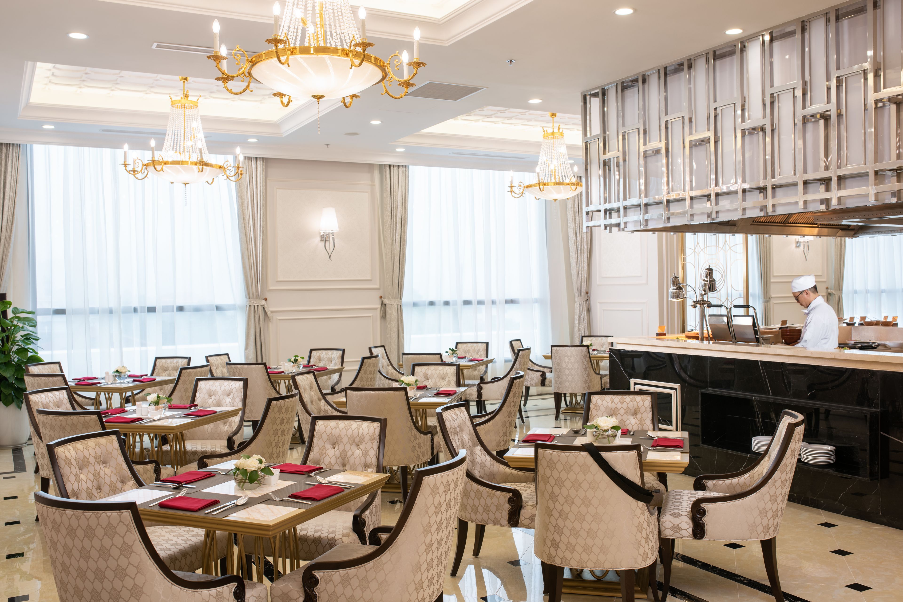 Four Points by Sheraton Lang Son