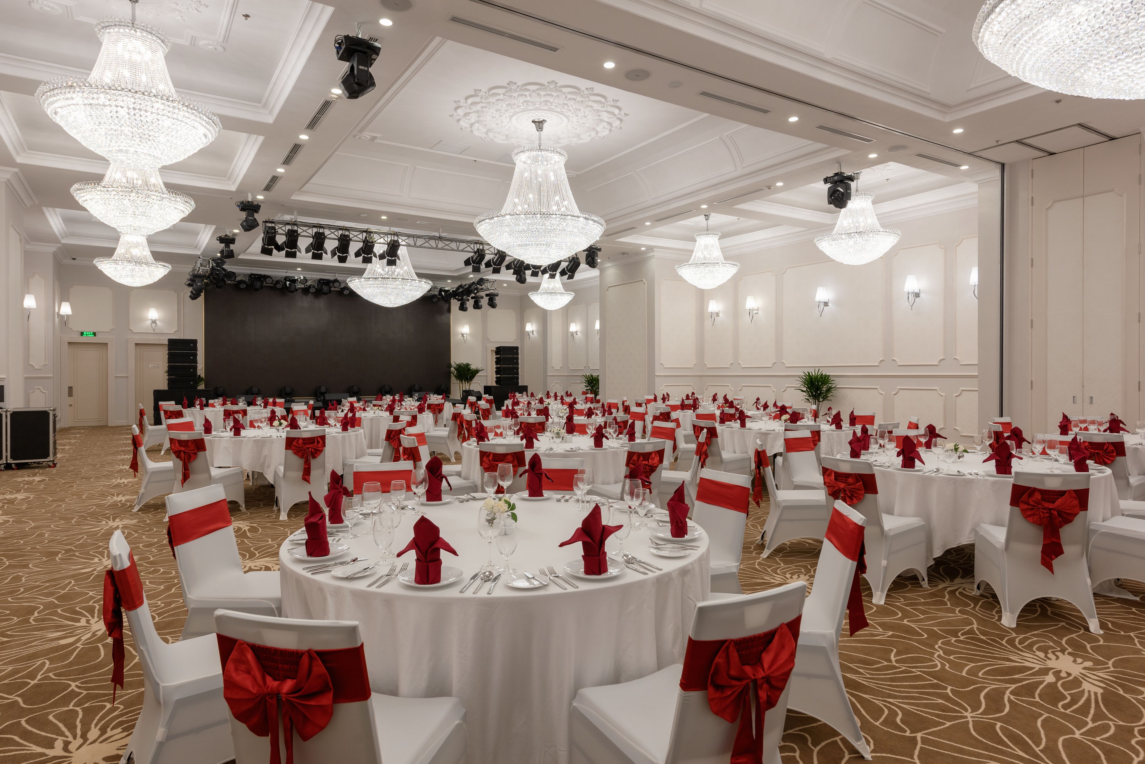 Four Points by Sheraton Lang Son