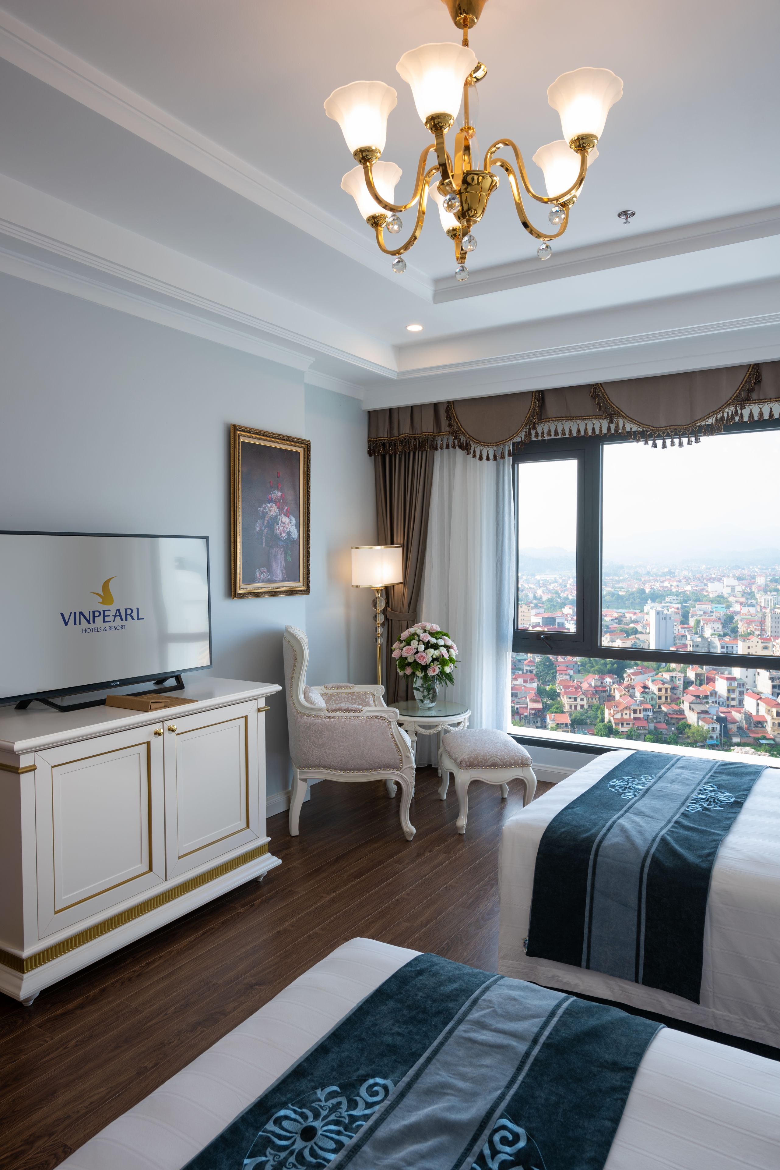 Four Points by Sheraton Lang Son