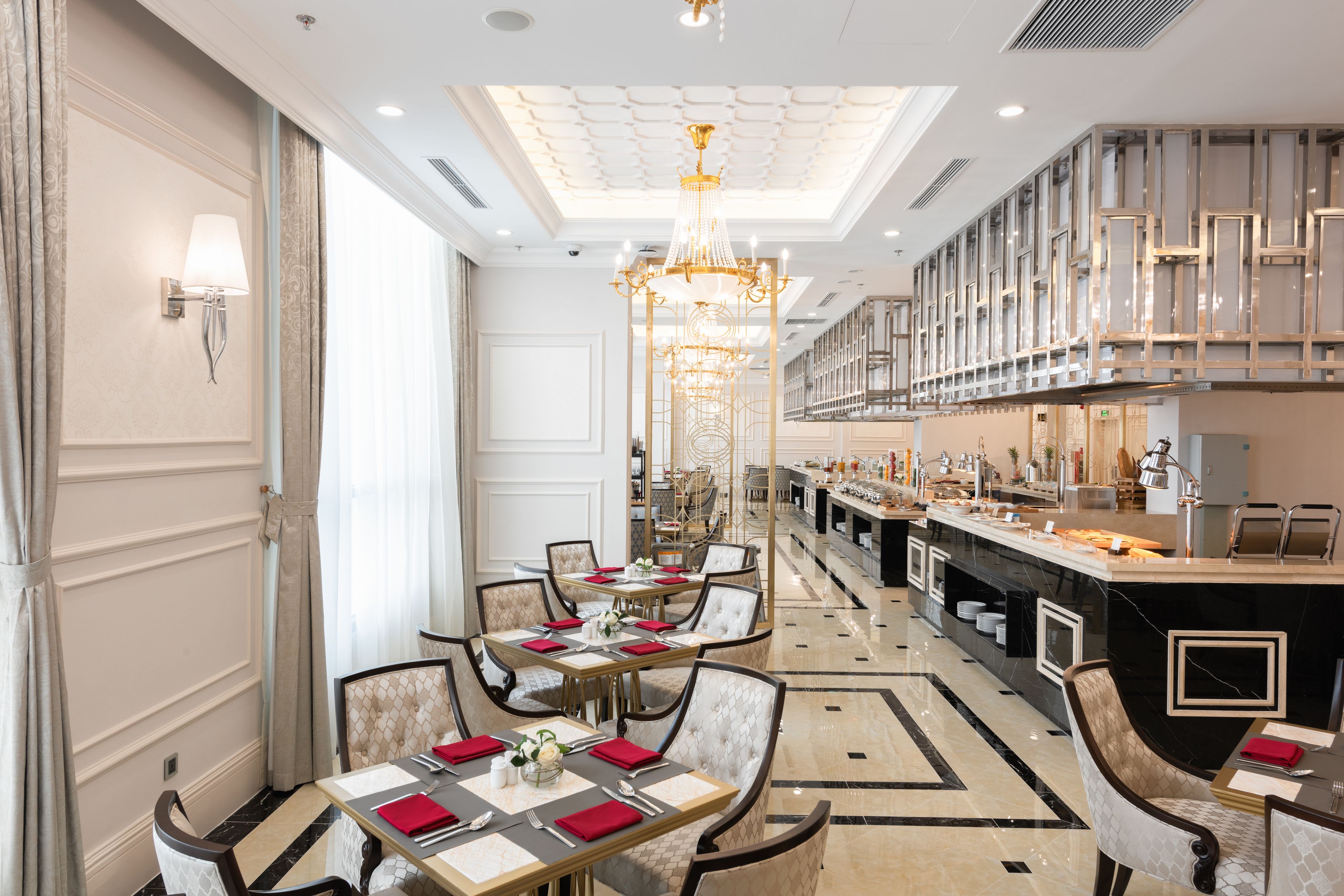 Four Points by Sheraton Lang Son