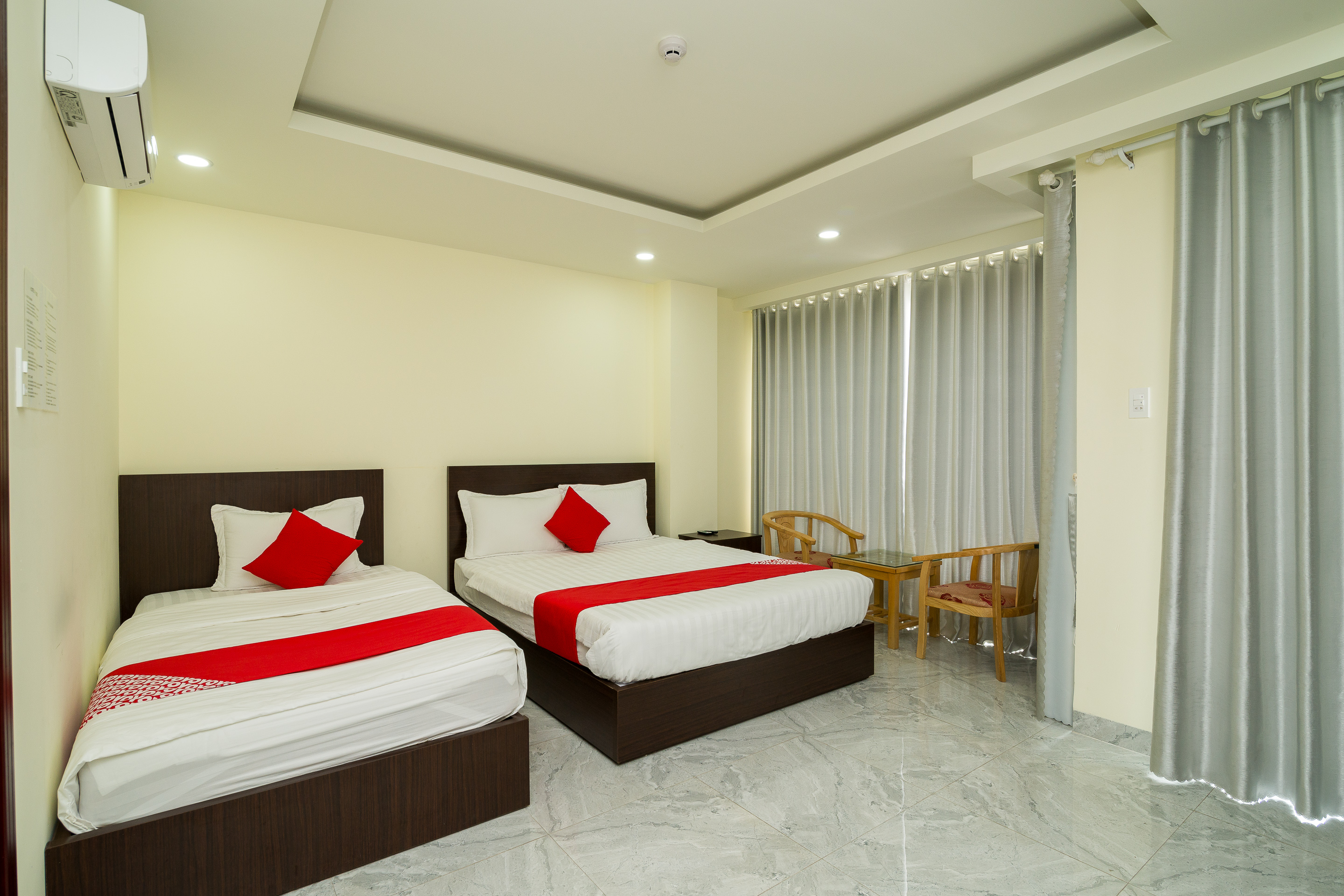 374 Hotel by OYO Rooms
