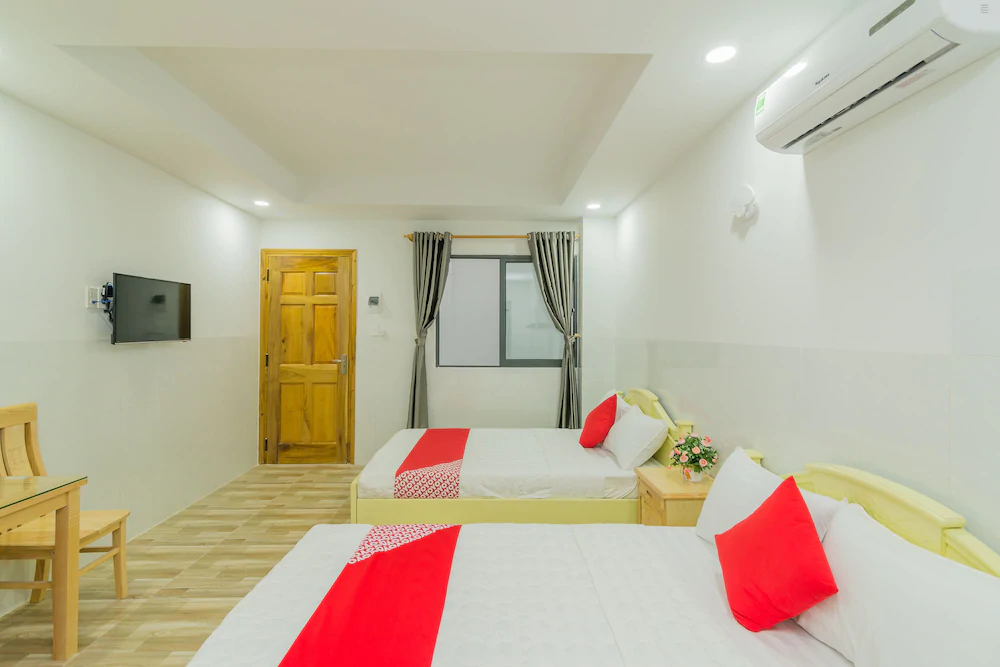 Anh Chien Hotel by OYO