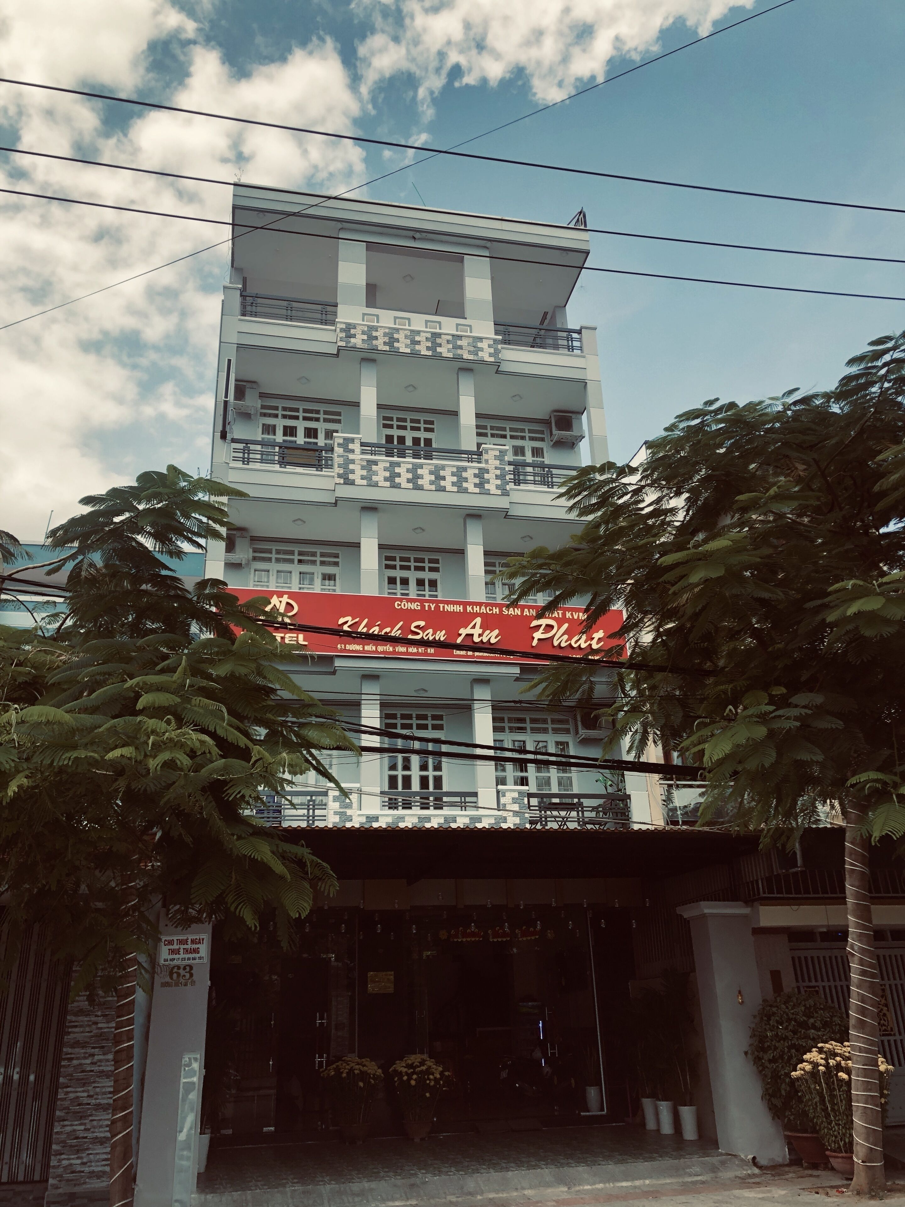An Phat Hotel by OYO Rooms