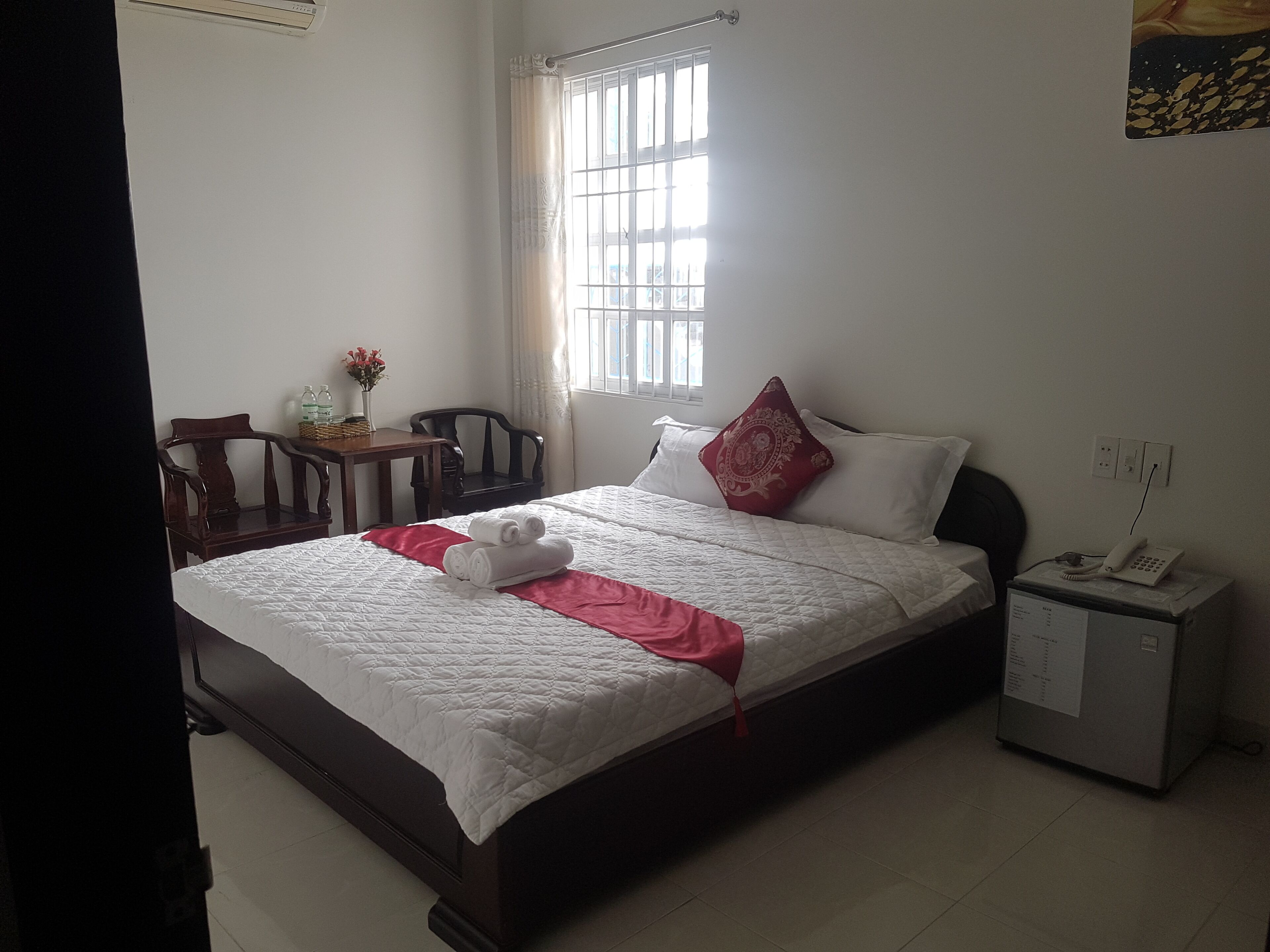 An Phat Hotel by OYO Rooms