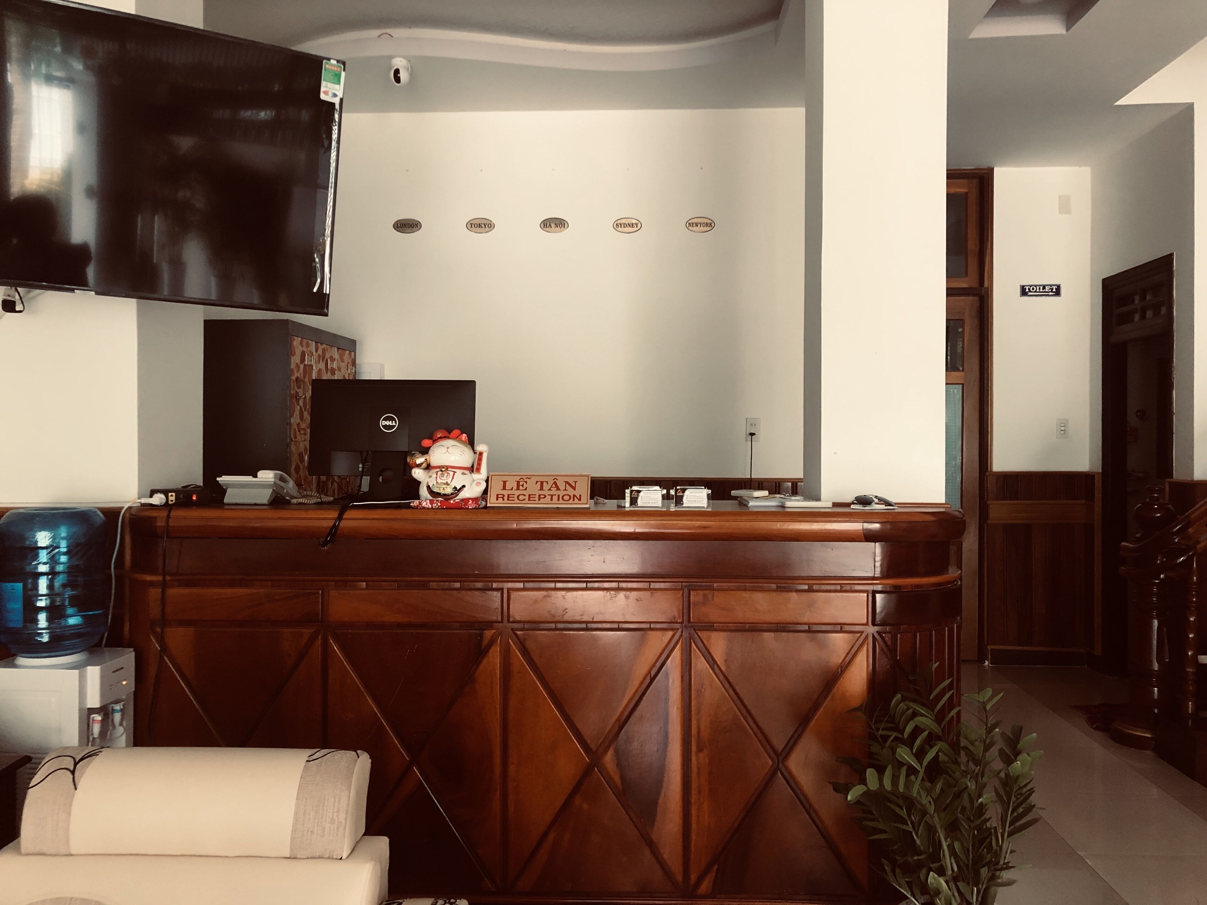 An Phat Hotel by OYO Rooms