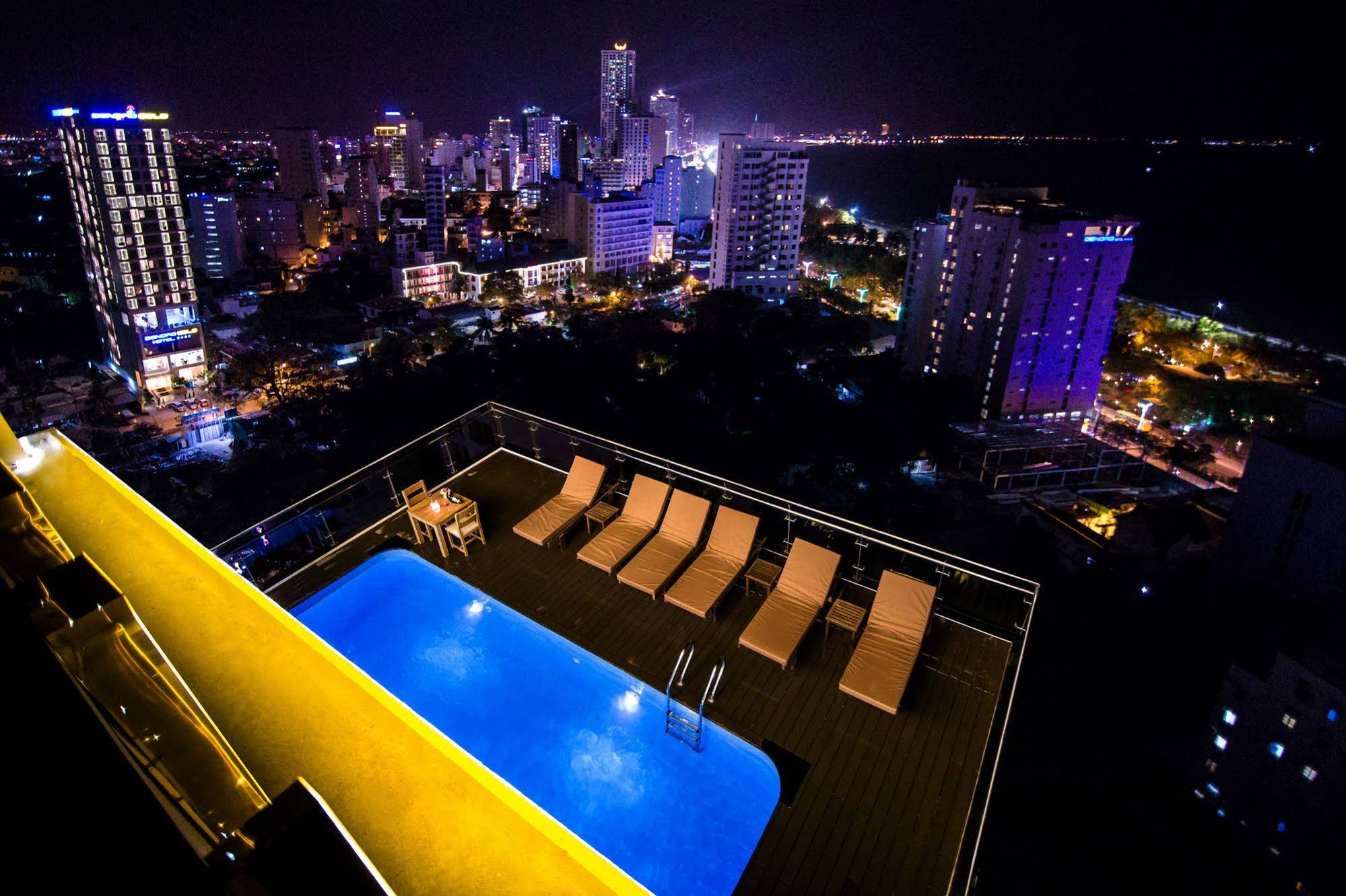 An Vista Hotel
