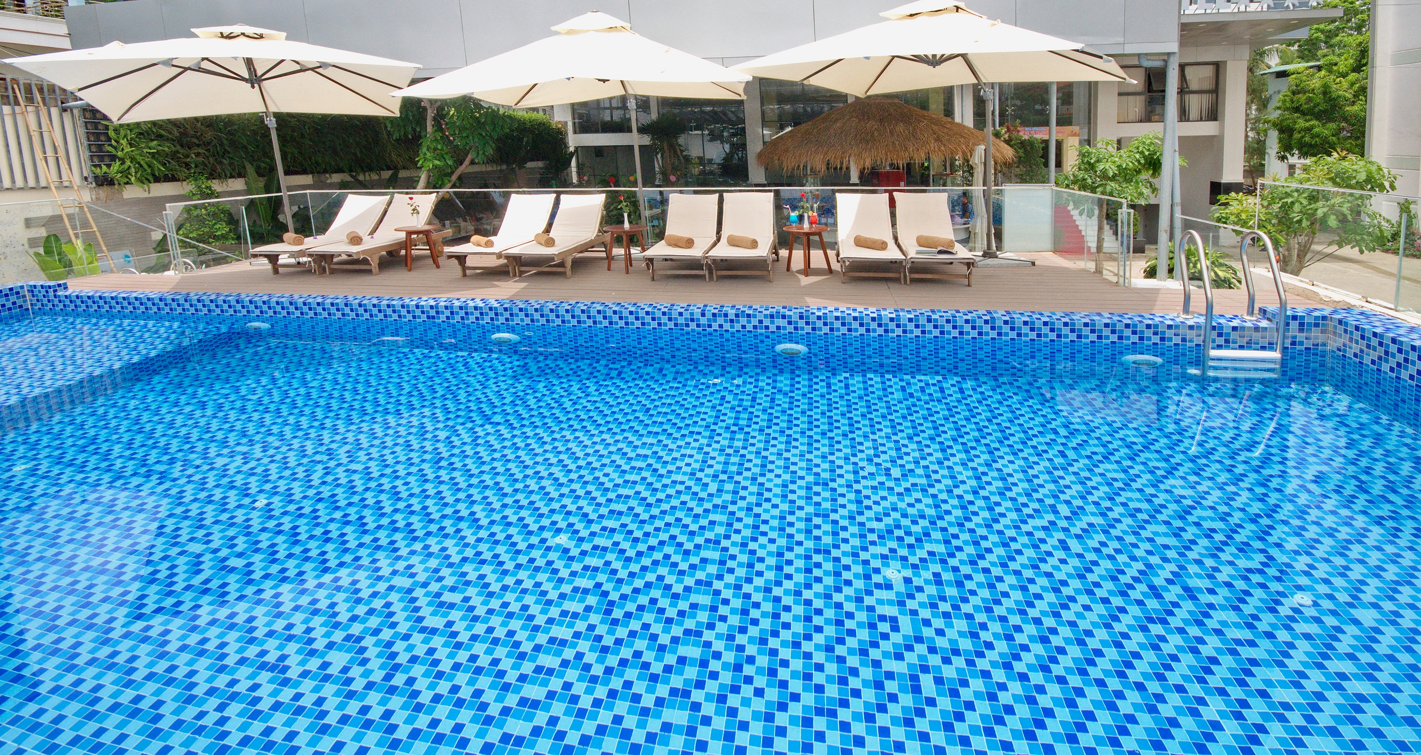 Aries Hotel