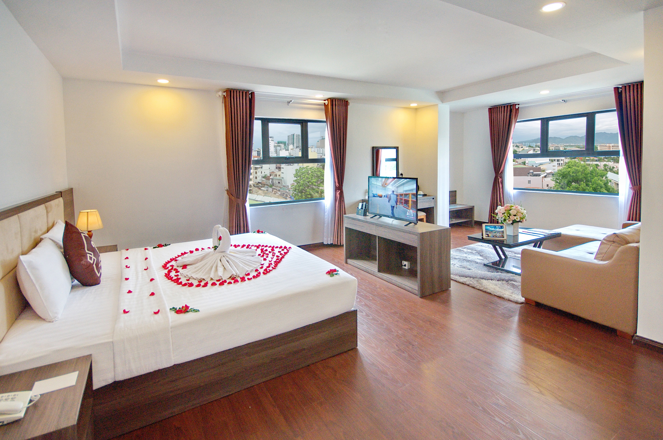 Aries Hotel