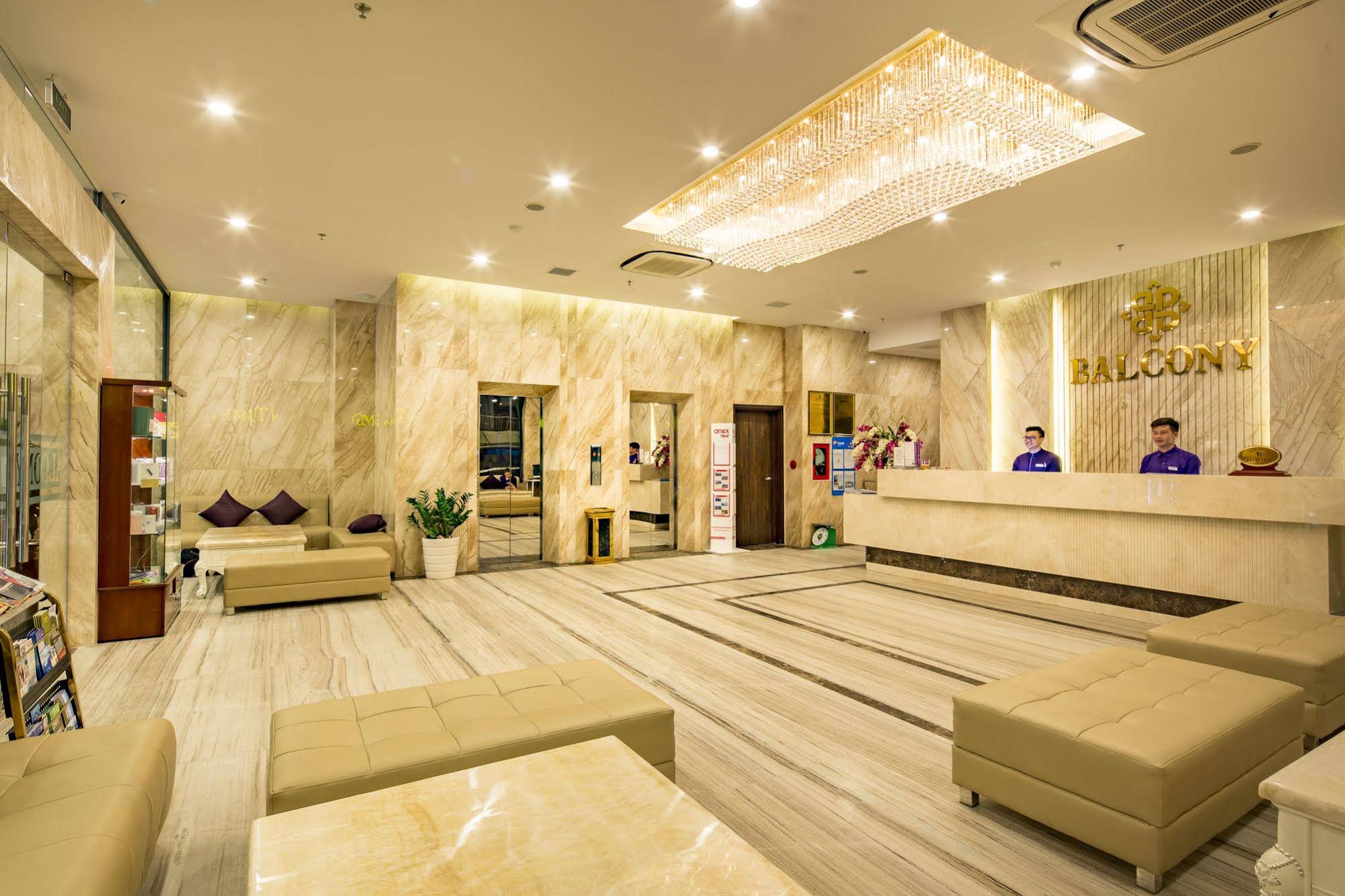 Balcony Hotel