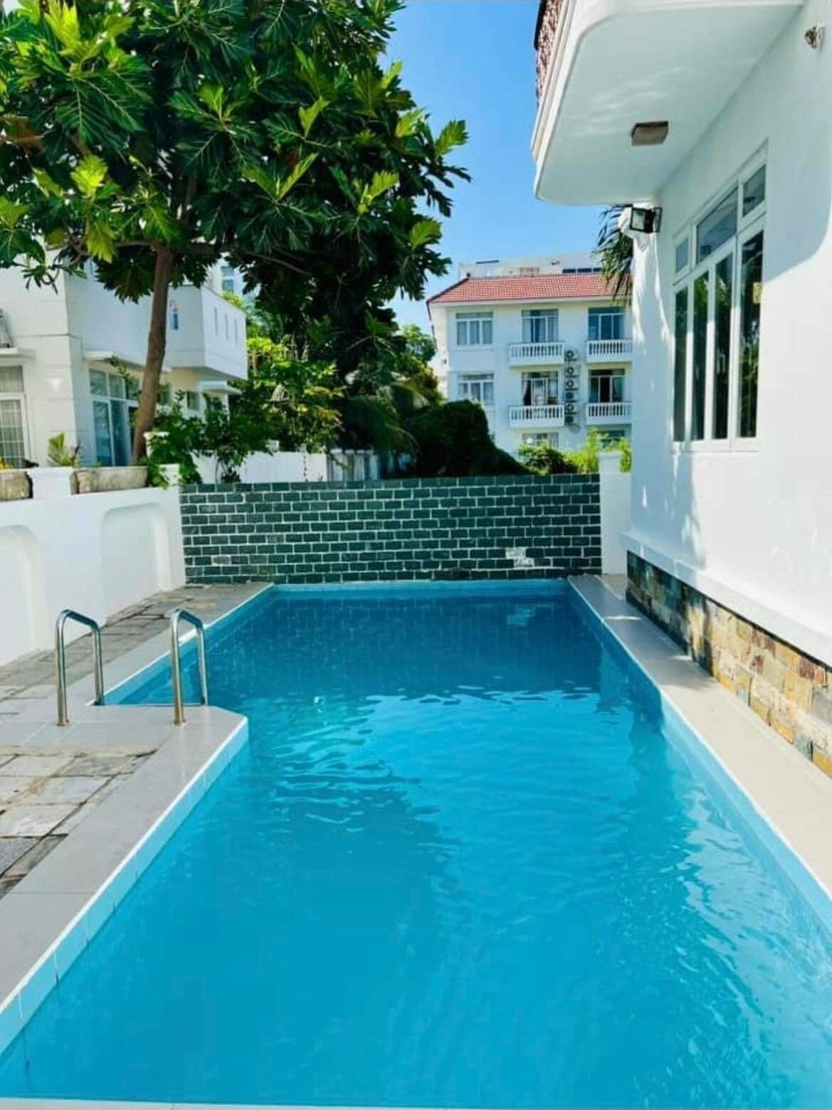 Benzen Villas Nha Trang