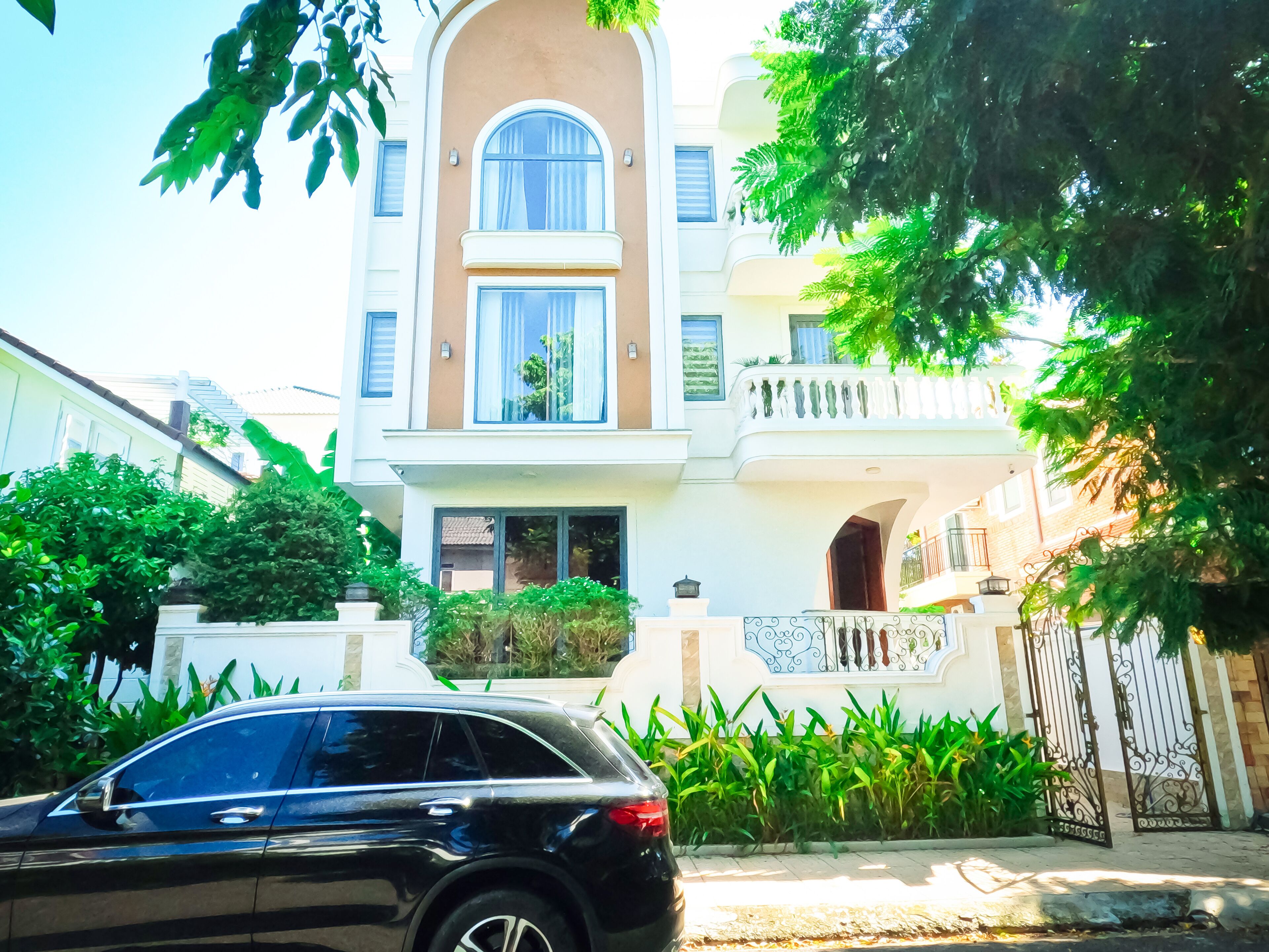 Benzen Villas Nha Trang