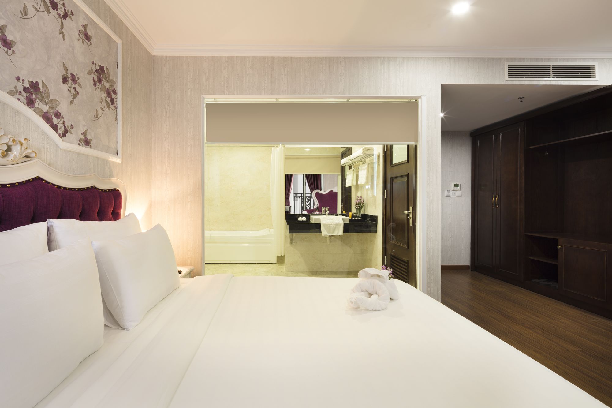 Bonjour Nha Trang Hotel