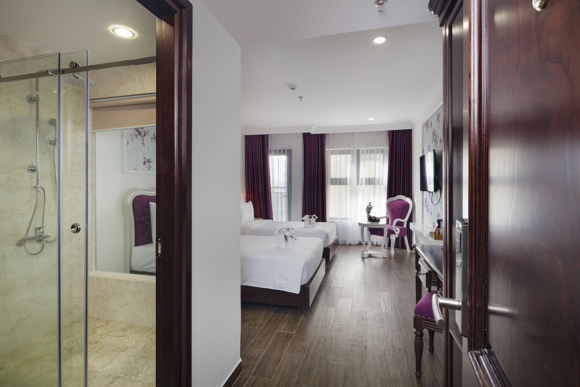 Bonjour Nha Trang Hotel
