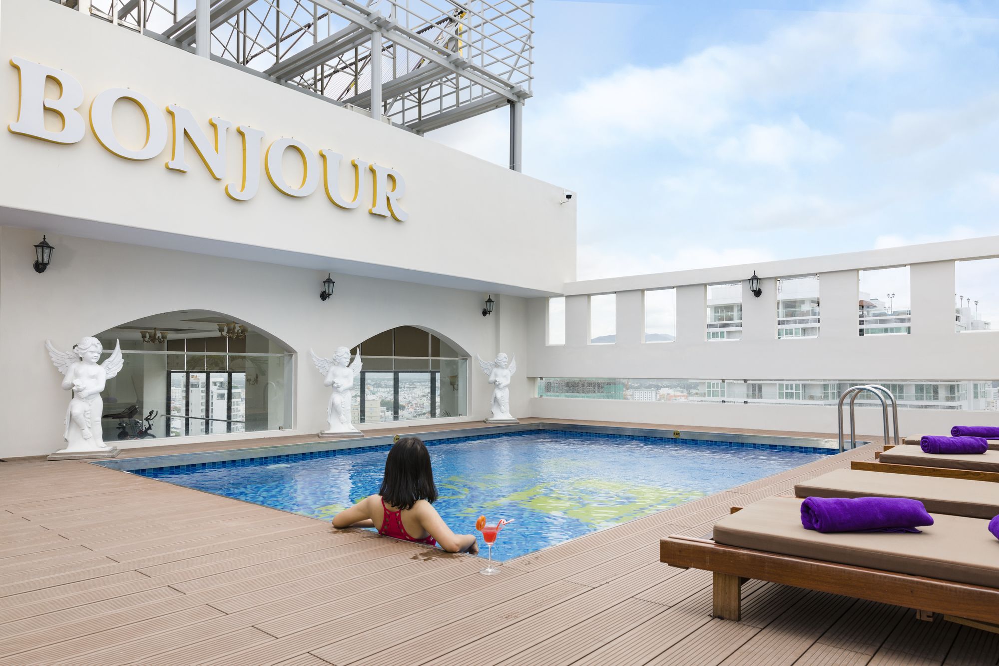 Bonjour Nha Trang Hotel