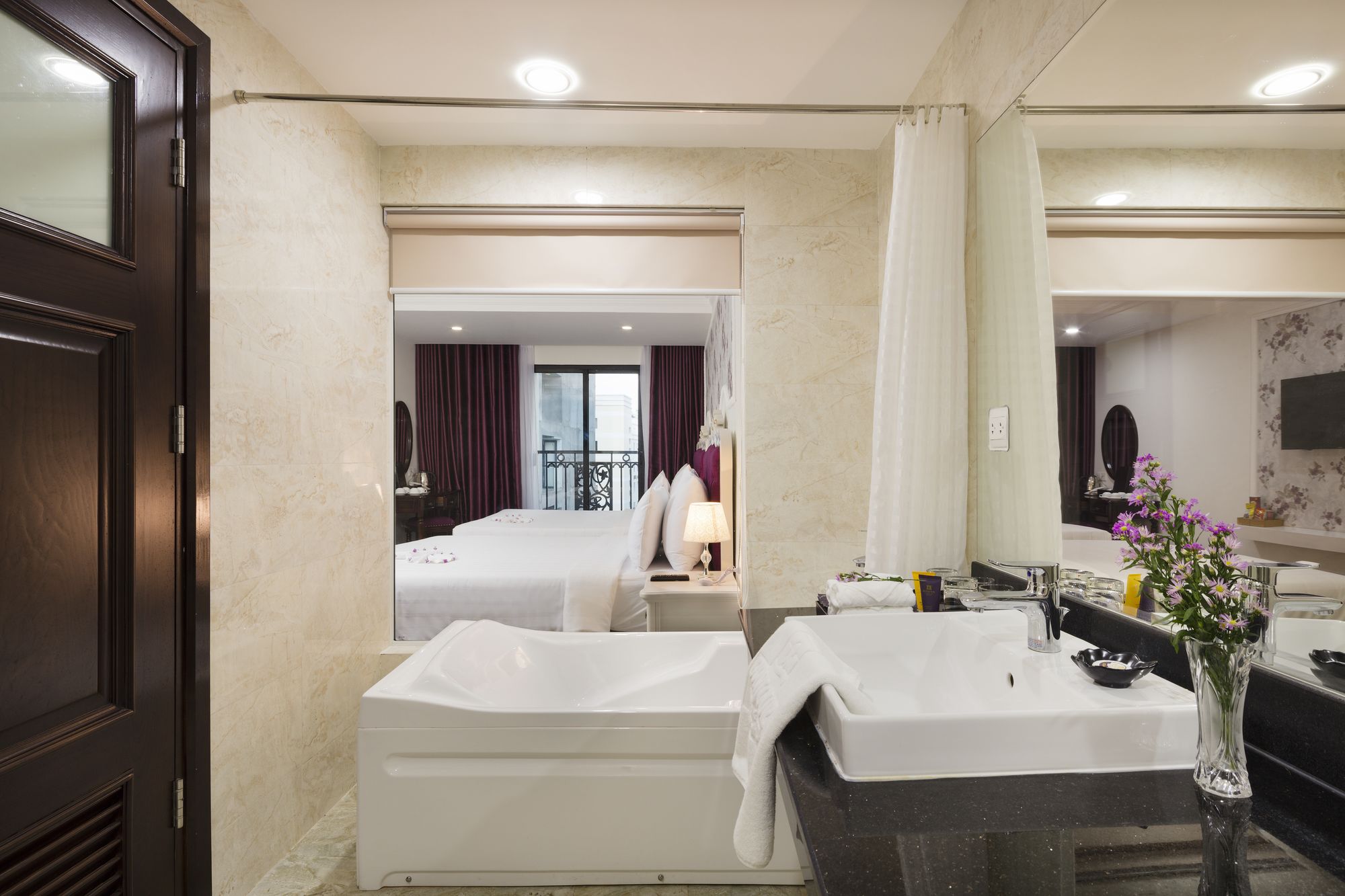 Bonjour Nha Trang Hotel