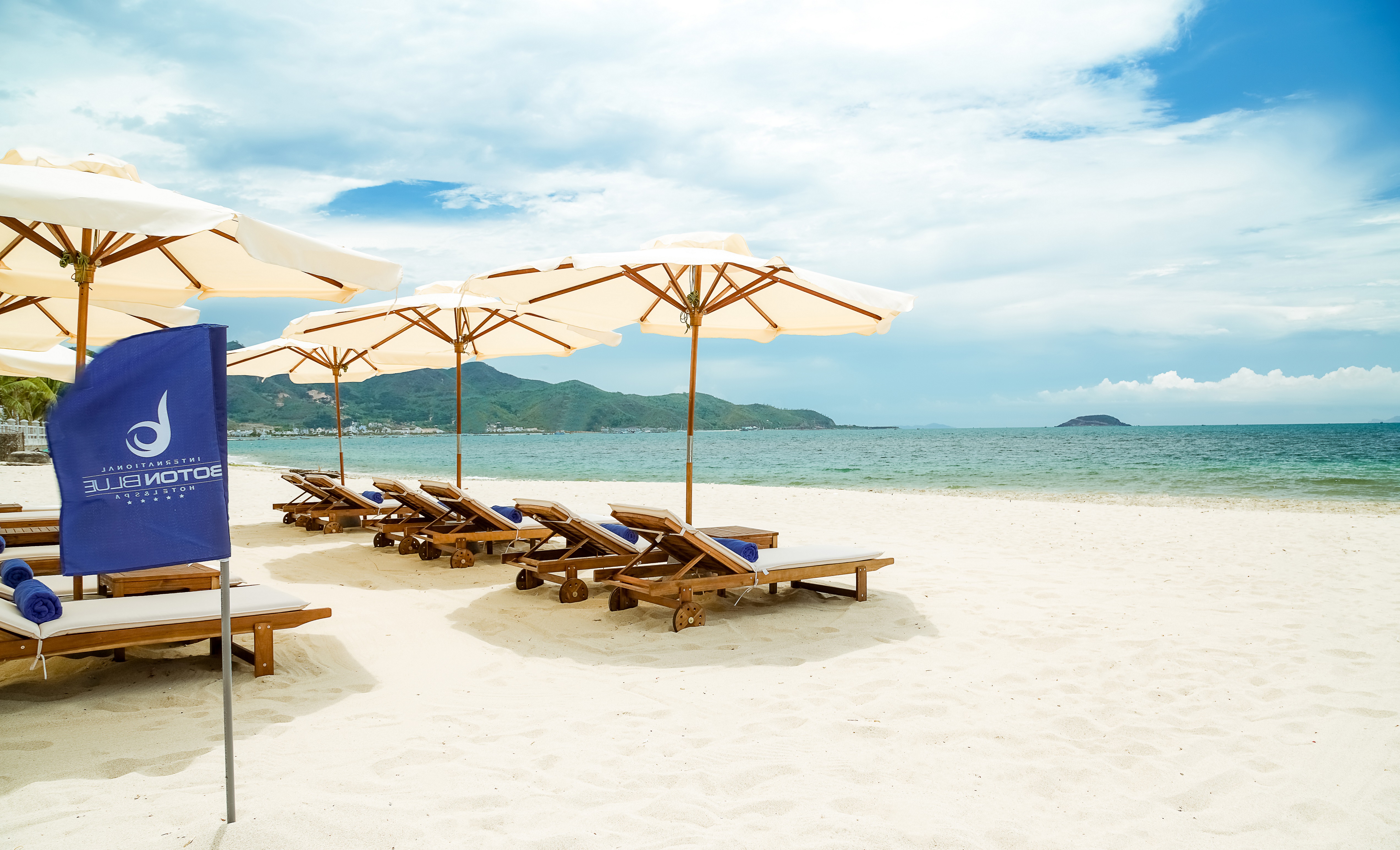 Royal Beach Boton Blue Hotel & Spa