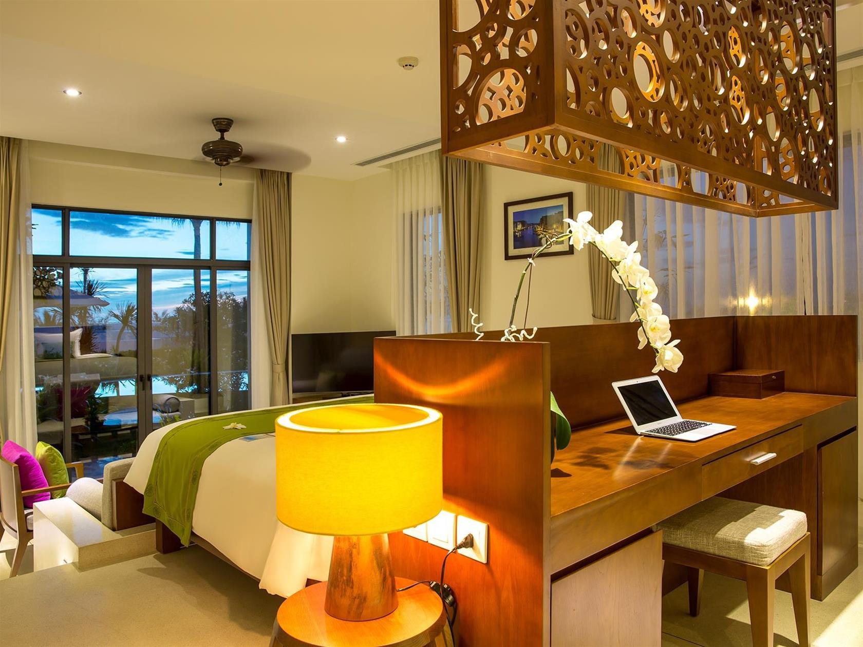 Cam Ranh Riviera Beach Resort & Spa