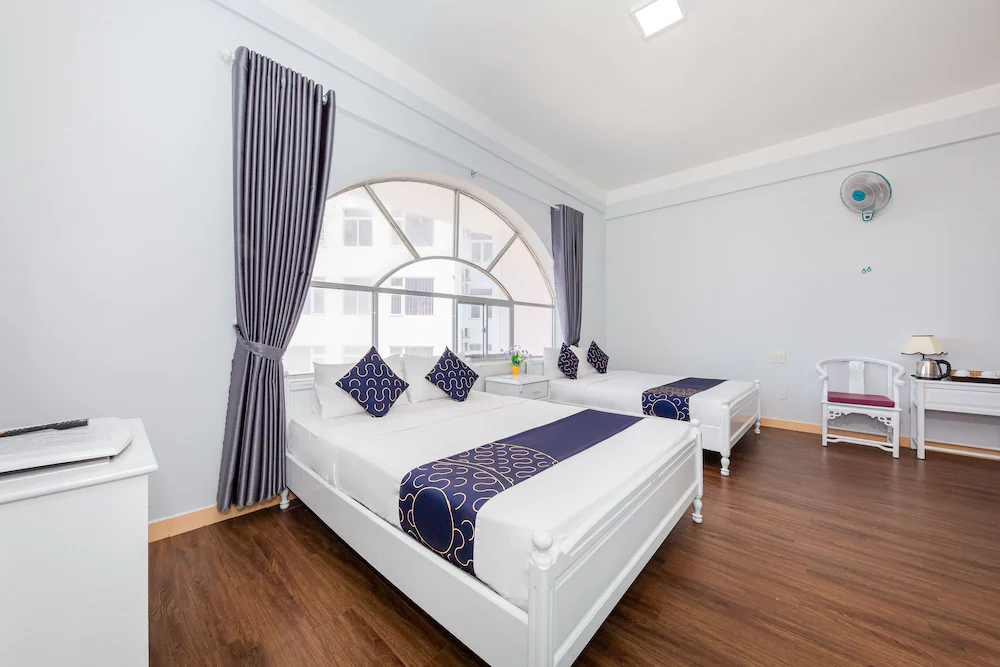 Cct Hotel Nha Trang by OYO Rooms