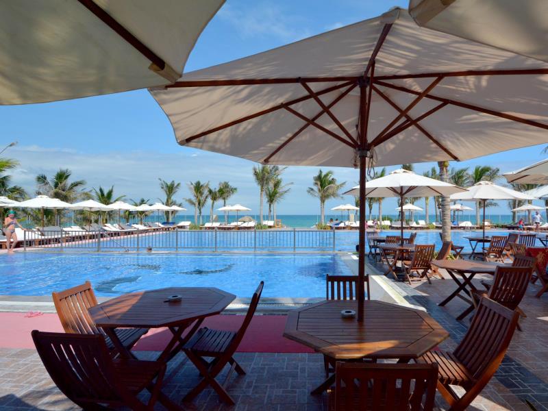 Ocean Waves Resort Cam Ranh