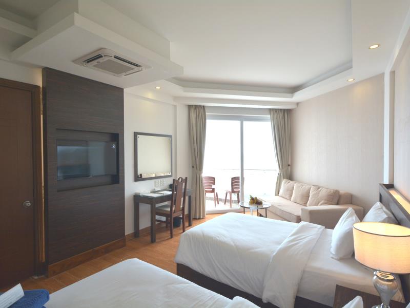 Ocean Waves Resort Cam Ranh