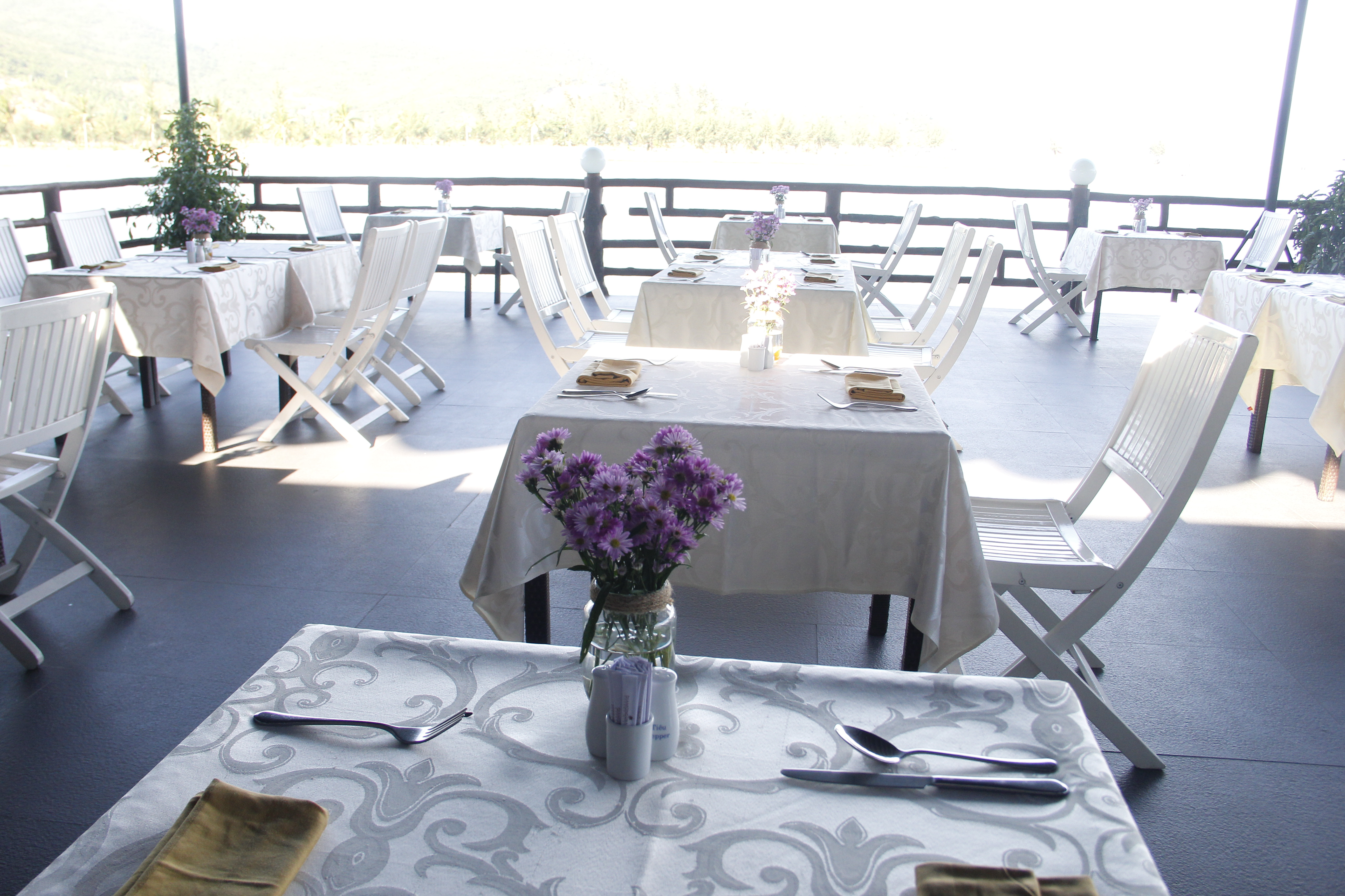 Diamond Bay Resort & Spa