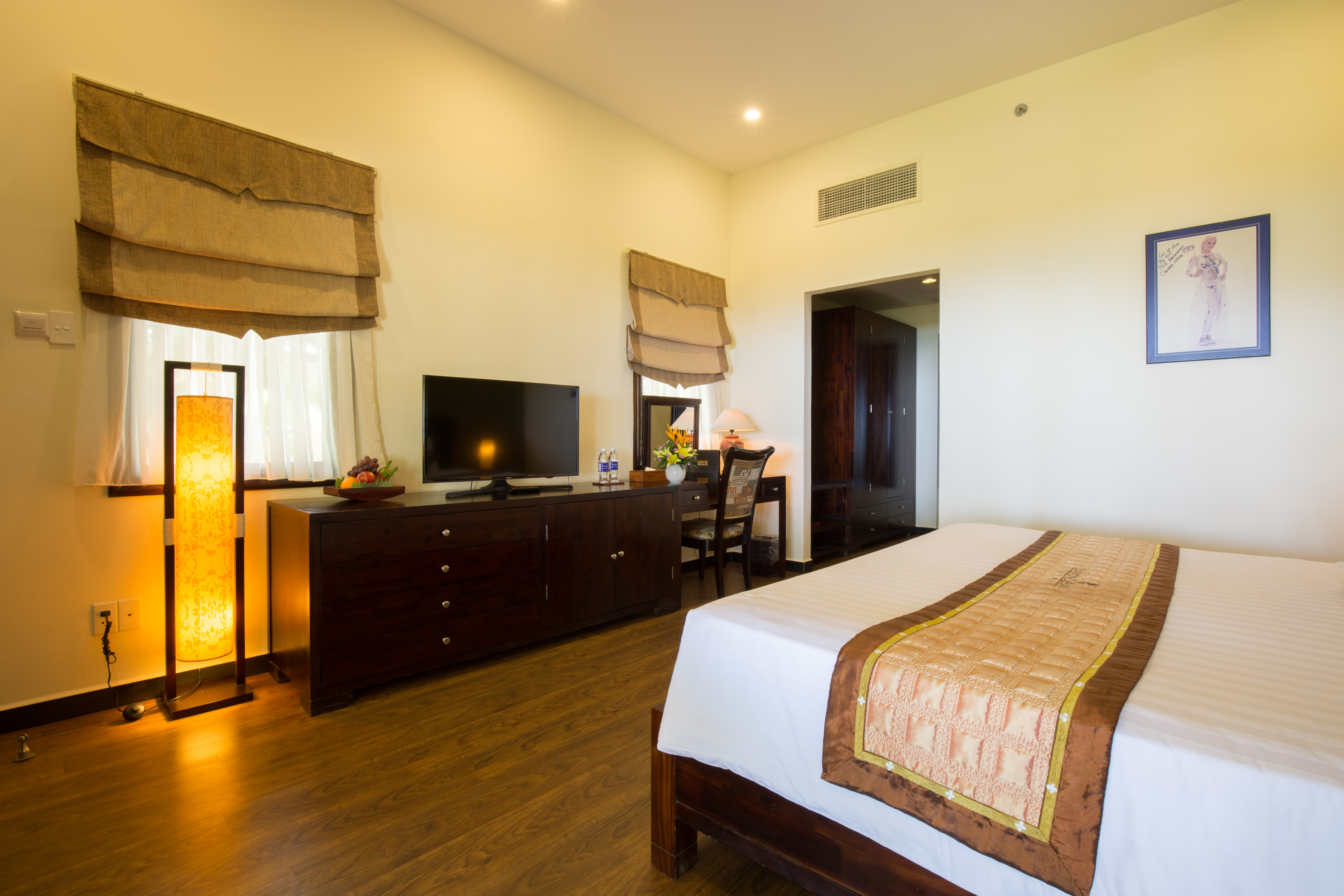 Diamond Bay Resort & Spa