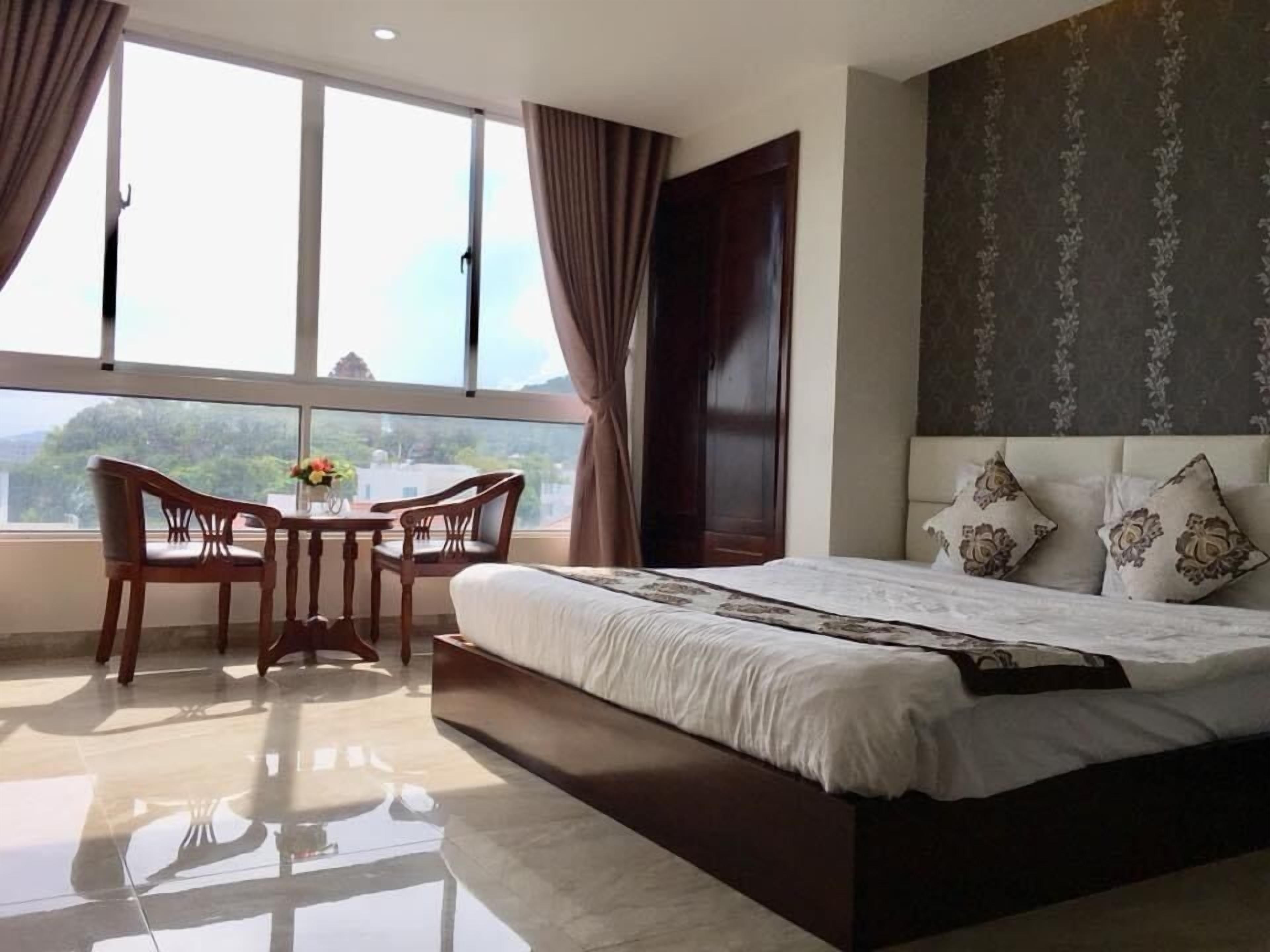 Diu Dang Hotel