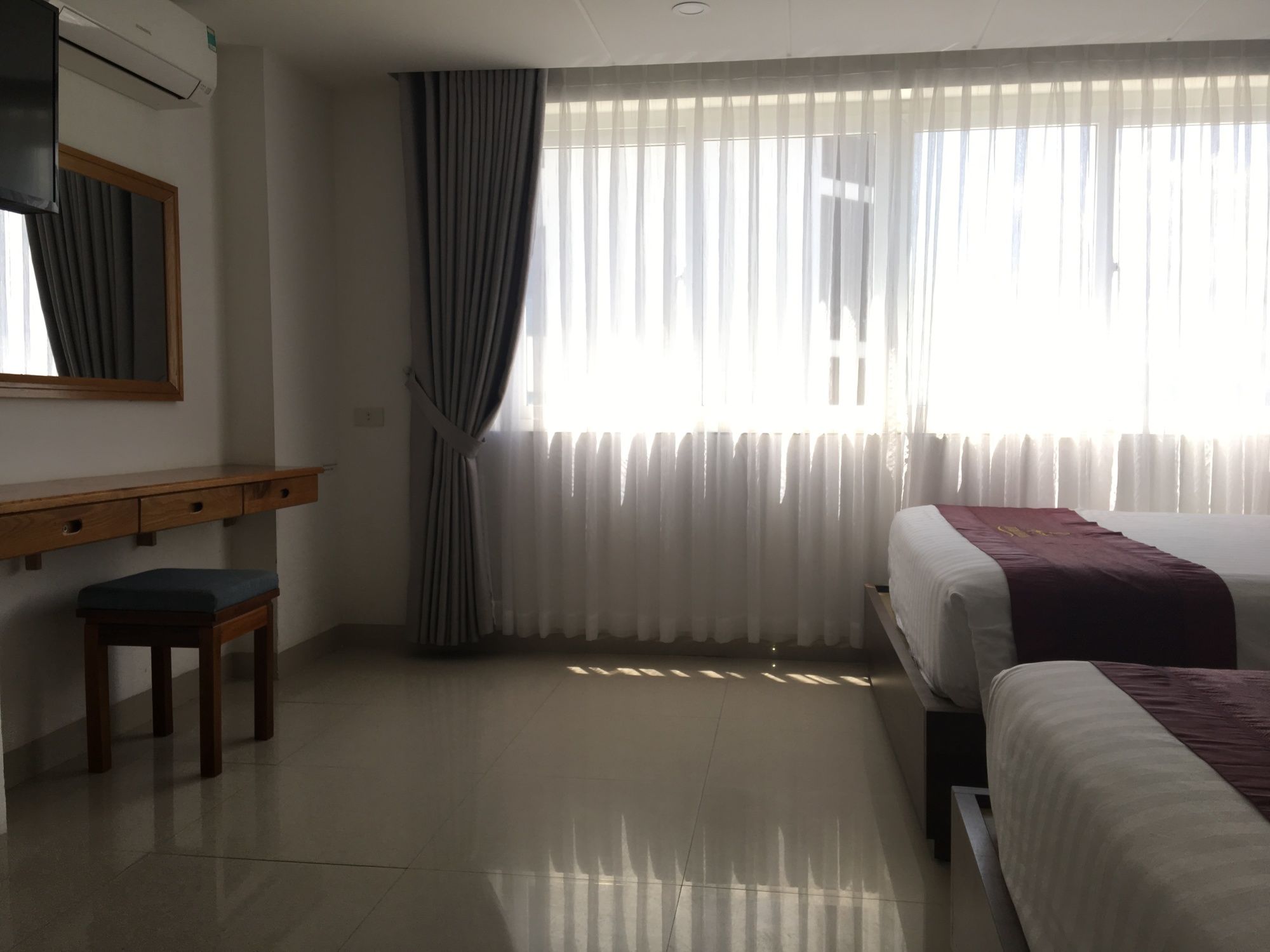 Dubai Nha Trang Hotel