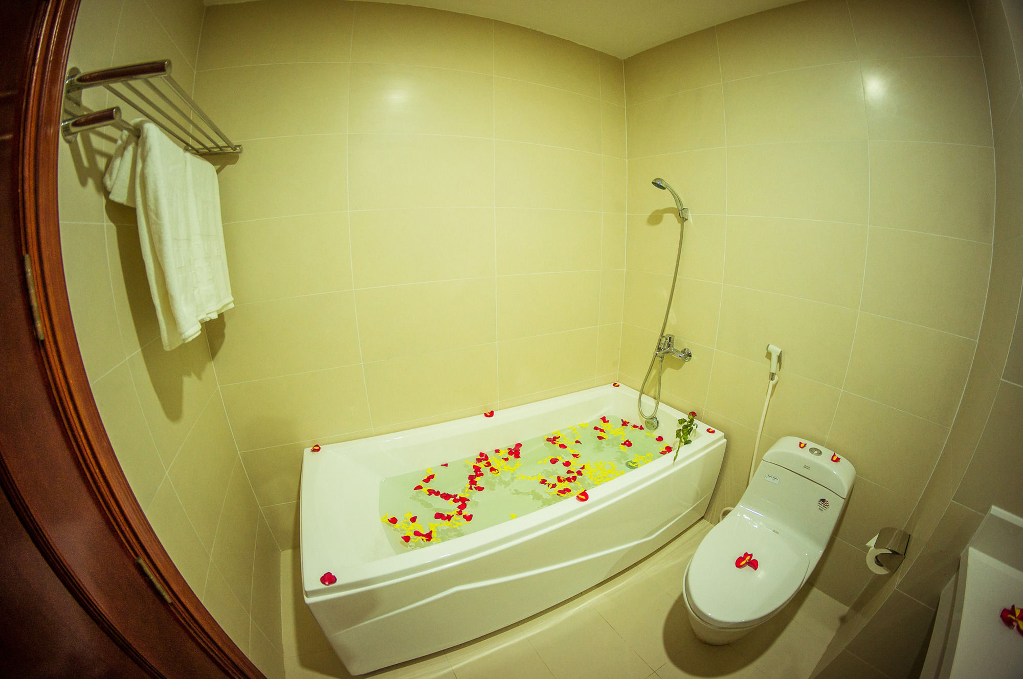 Gem Hotel