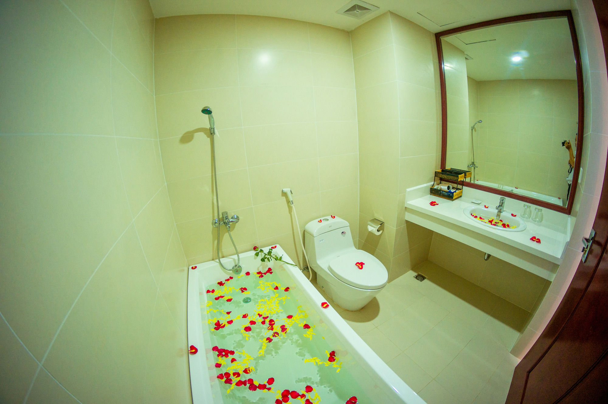 Gem Hotel