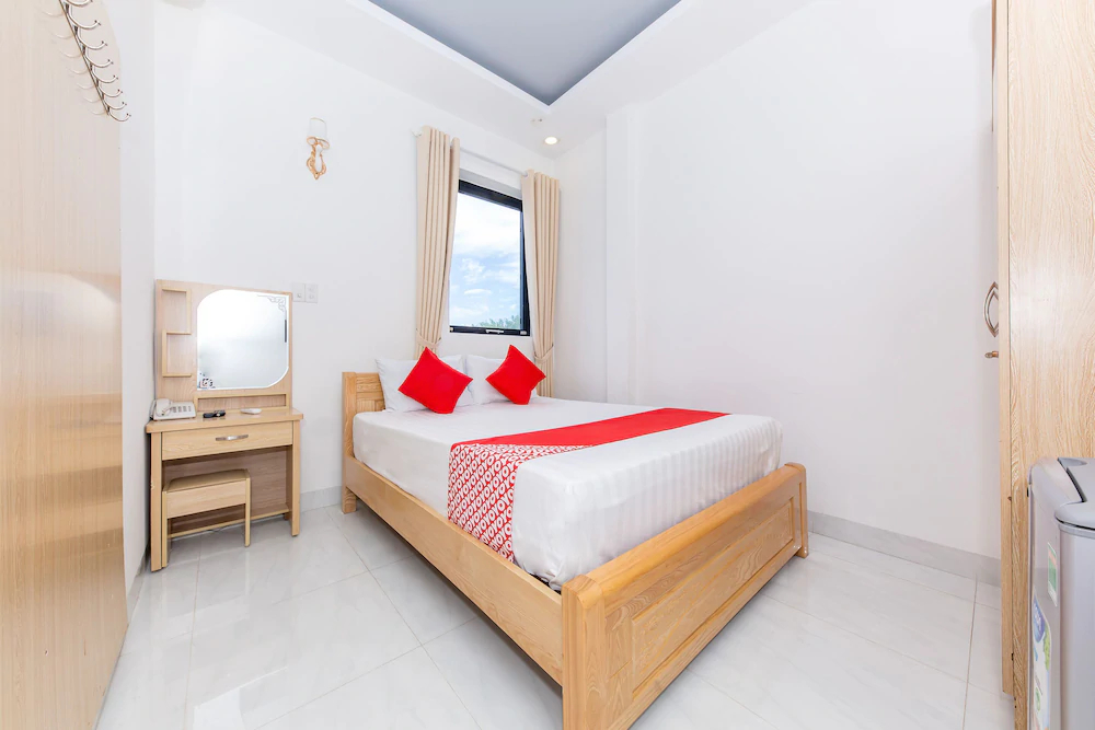 Duy Nhat Hotel by OYO Rooms