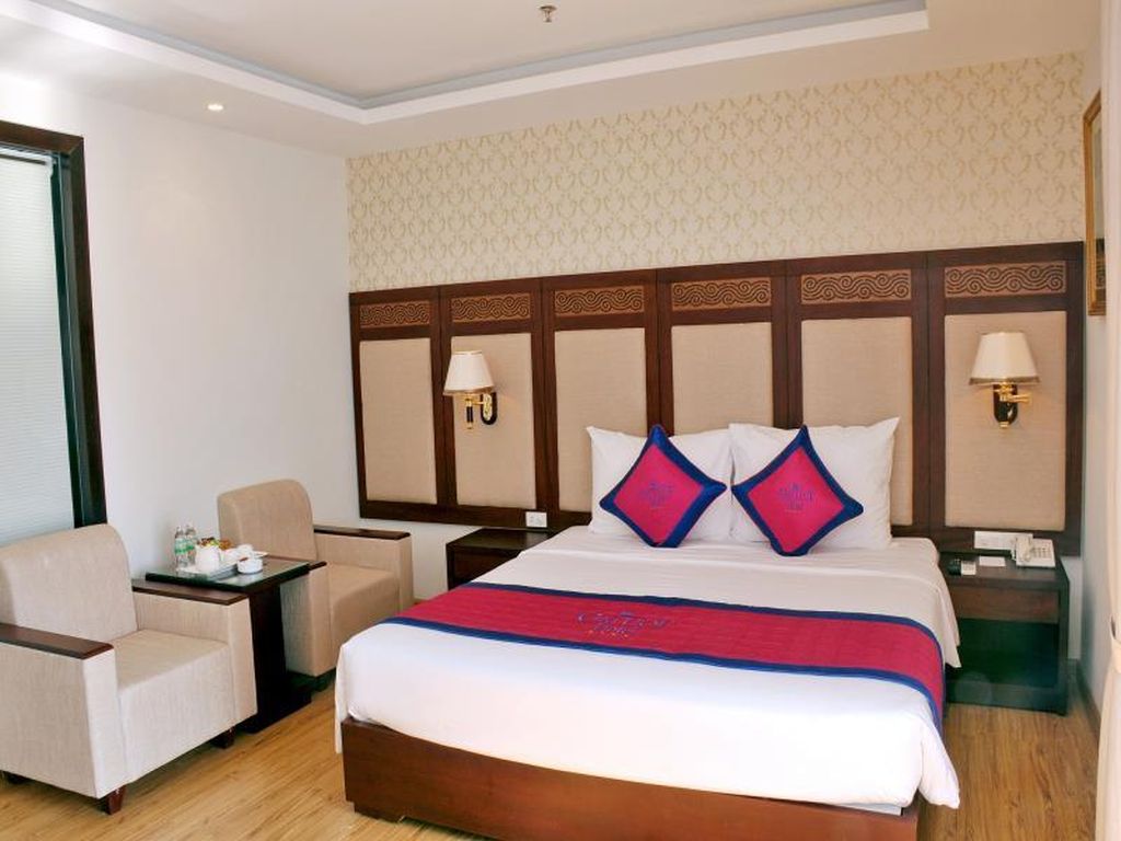 Galliot Hotel
