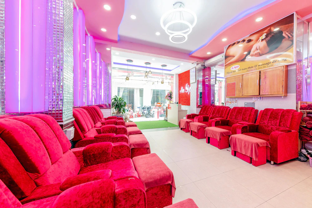 Gia Huy Hotel by OYO Rooms