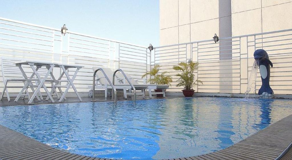 Golden Beach Hotel