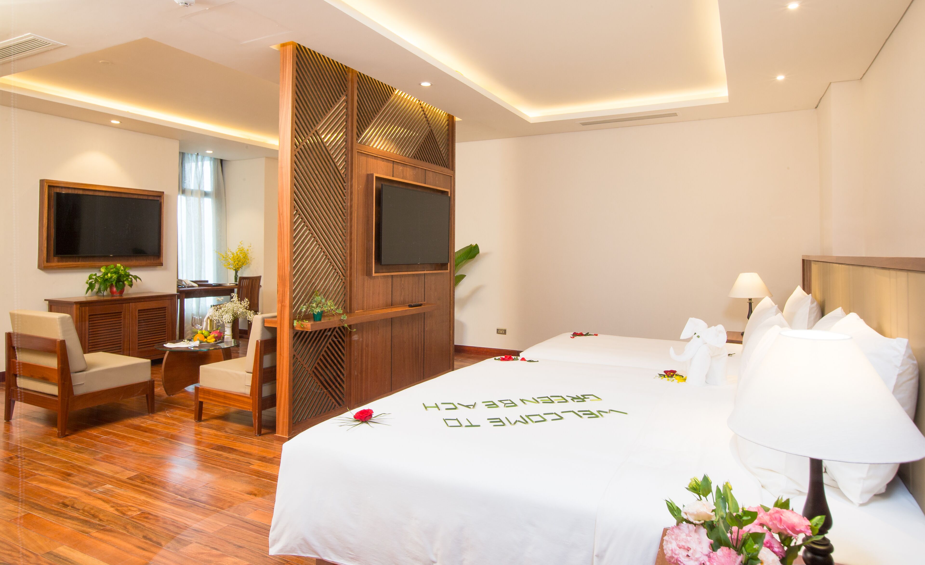Green Beach Hotel