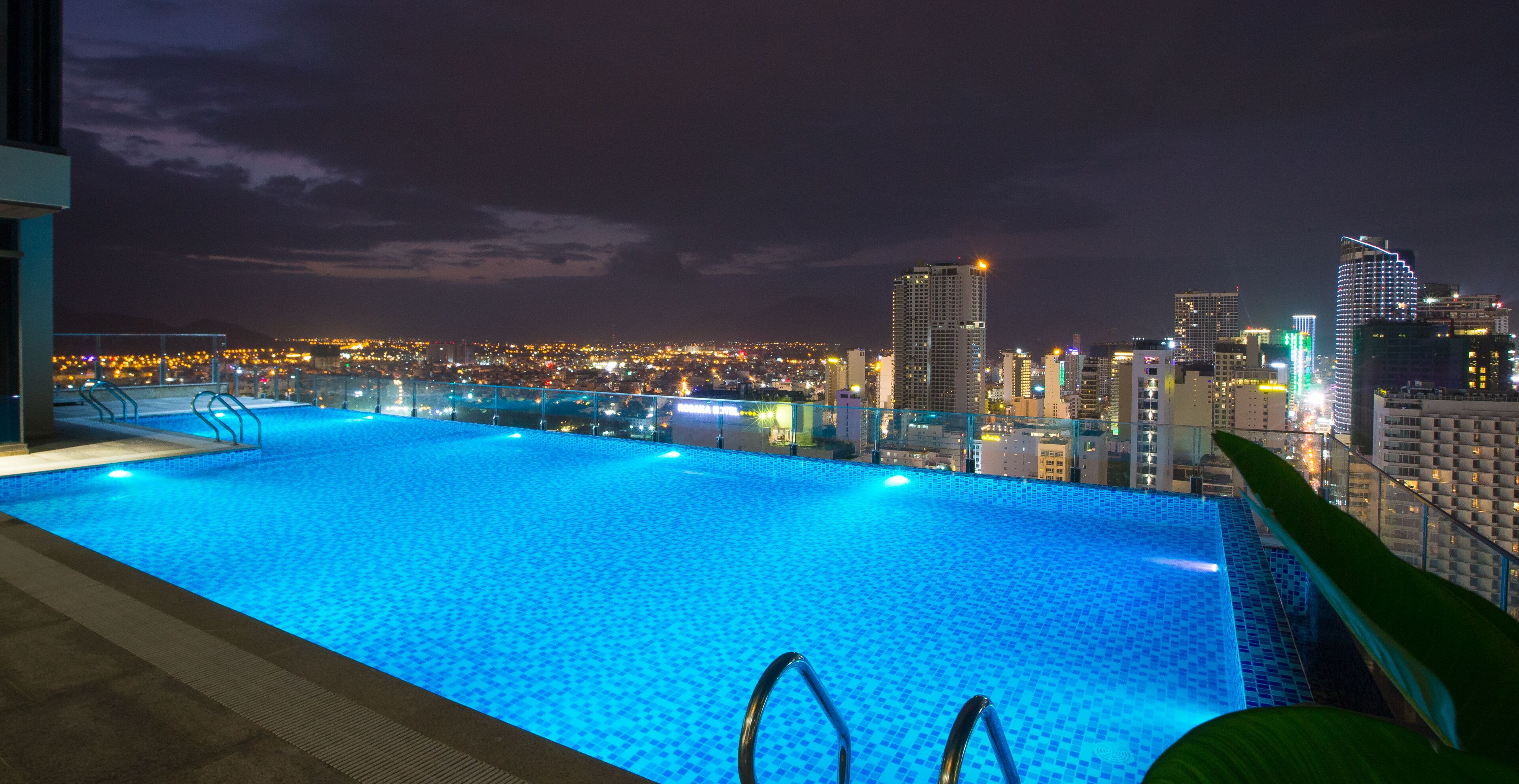 Green Beach Hotel