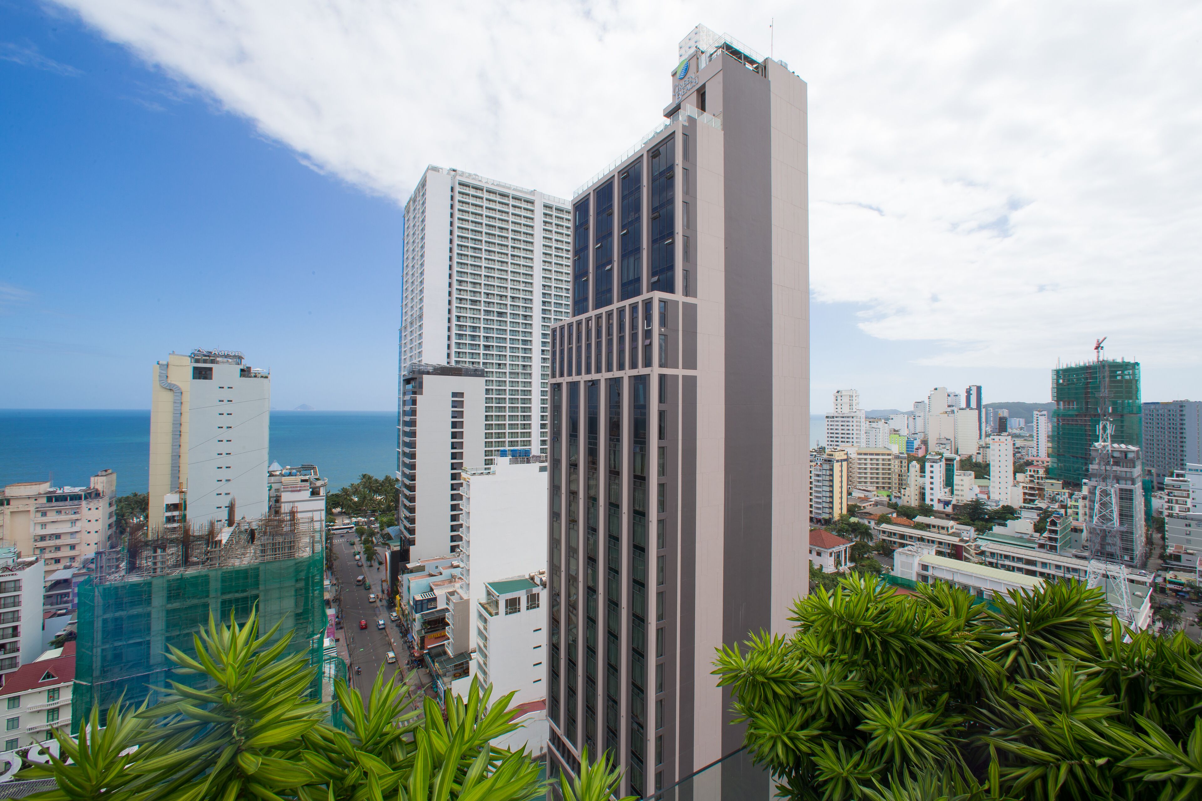 Green Beach Hotel